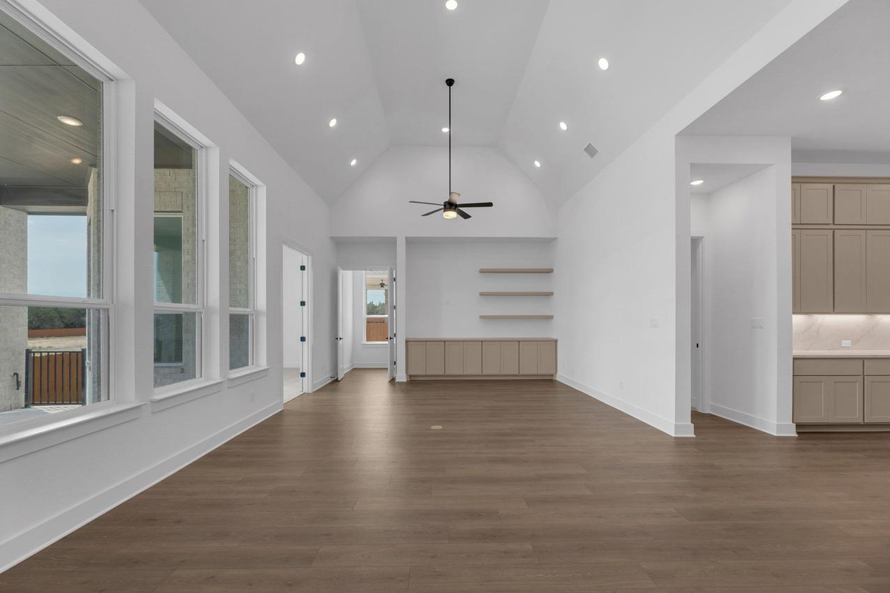 116 Lookout Point Dr, Liberty Hill, TX 78642