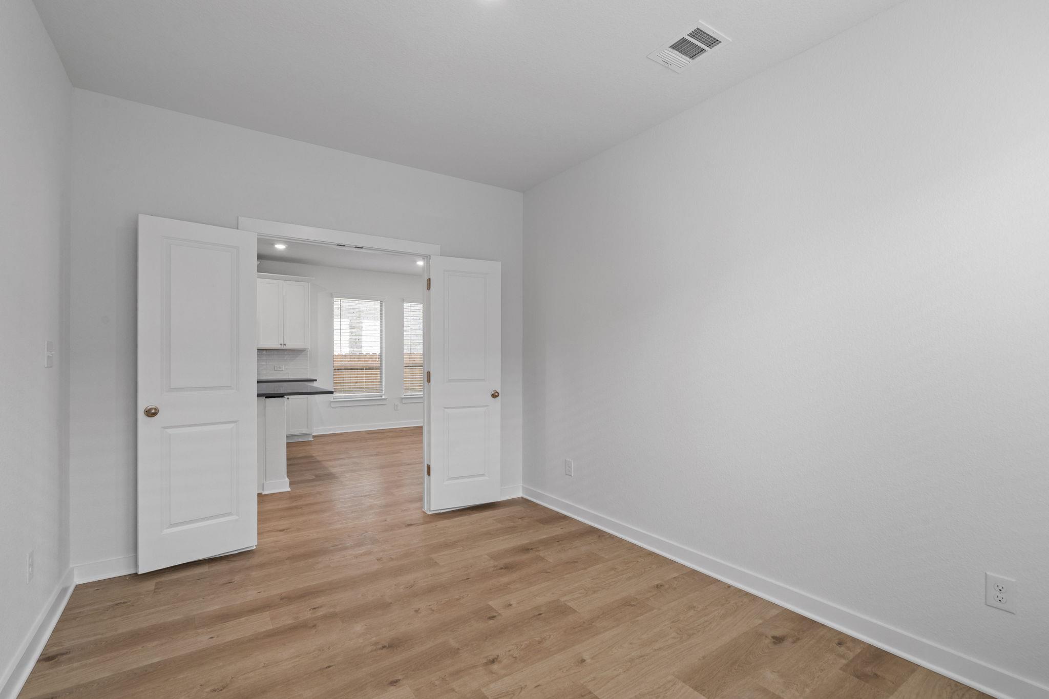 124 Brandywine Rd, Hutto, TX 78634