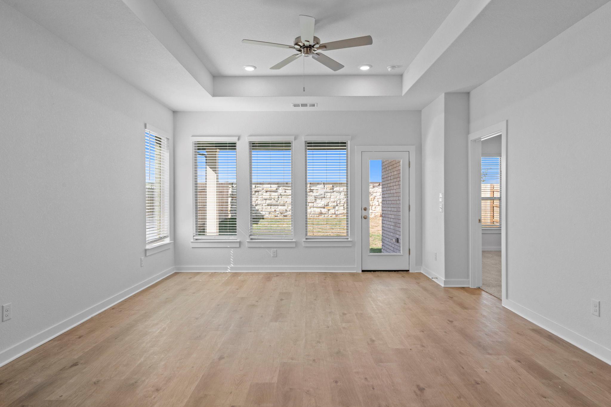 124 Brandywine Rd, Hutto, TX 78634