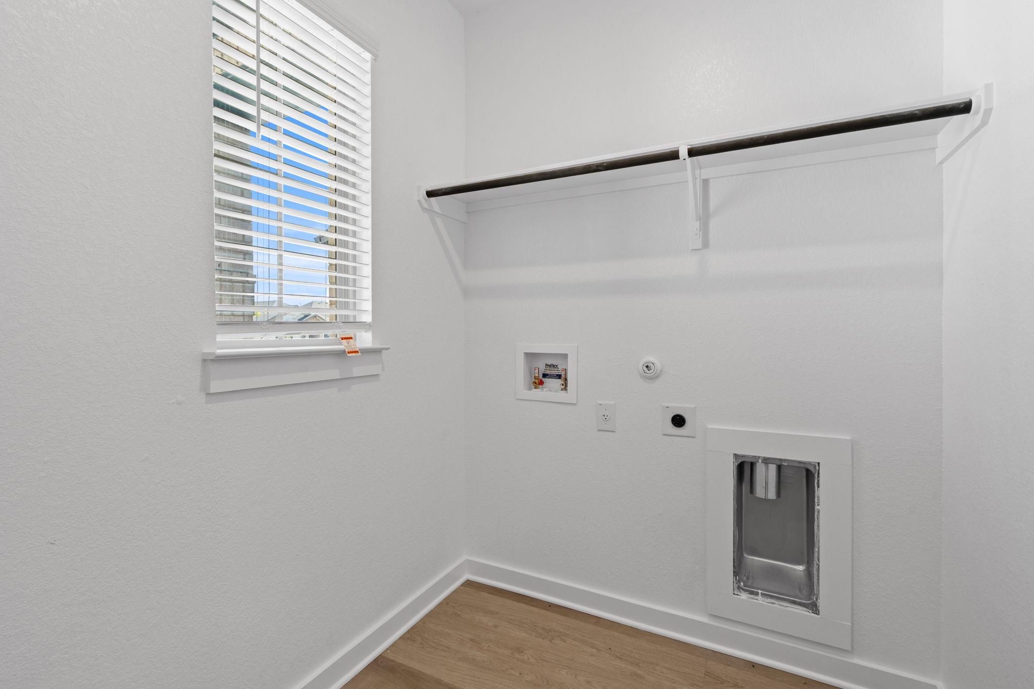 124 Brandywine Rd, Hutto, TX 78634