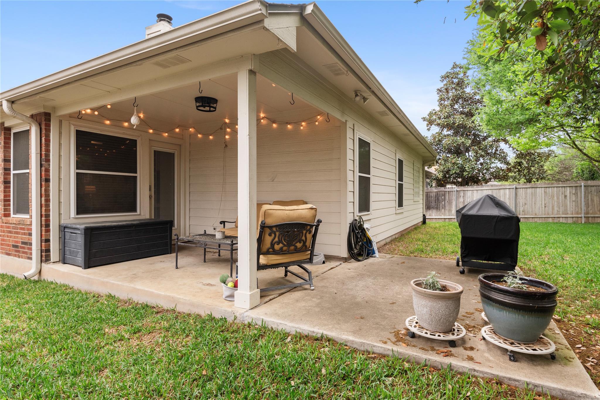3325 ROD CAREW Dr, Round Rock, TX 78664