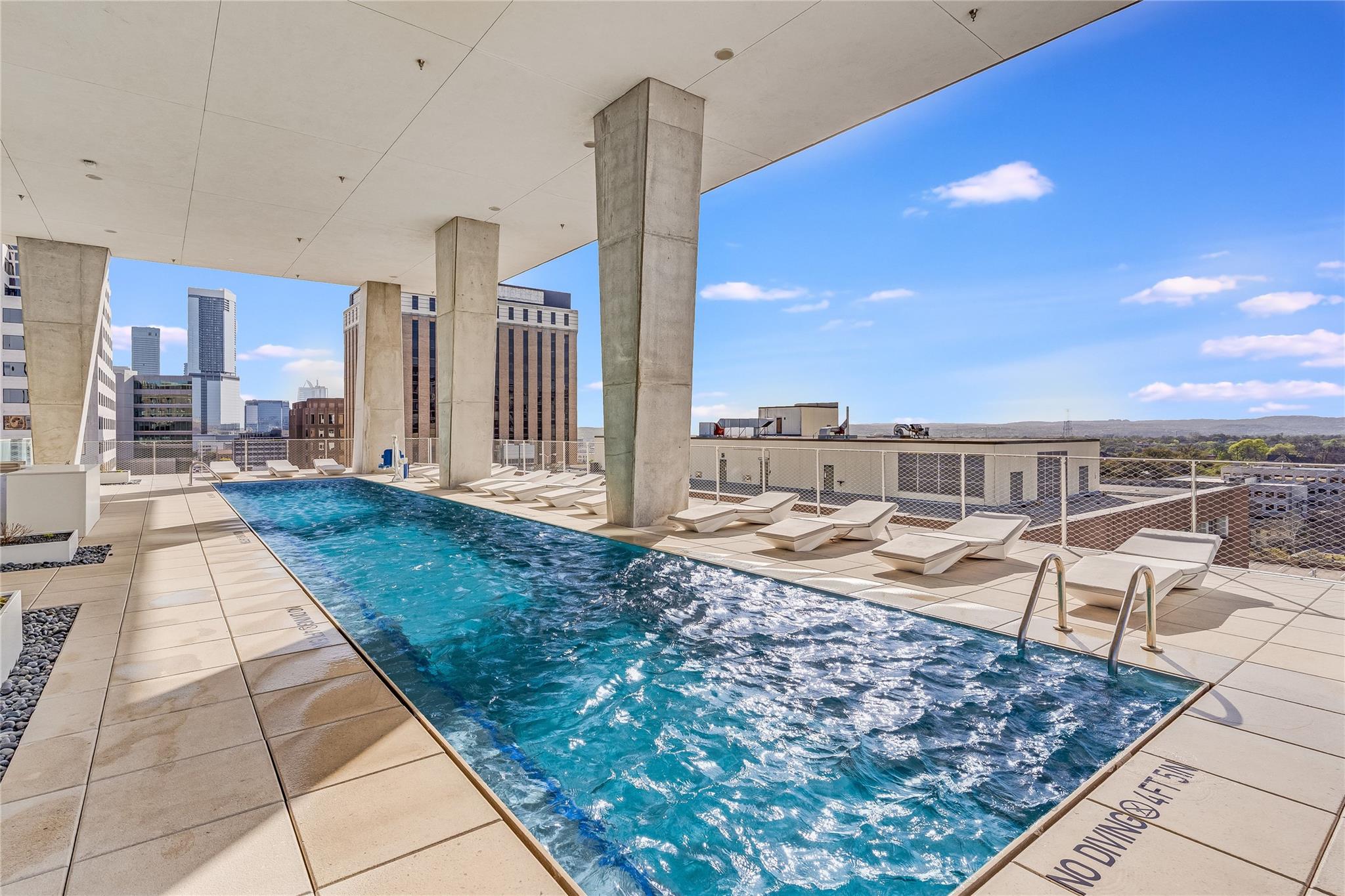 313 W 17th St # 1202, Austin, TX 78701