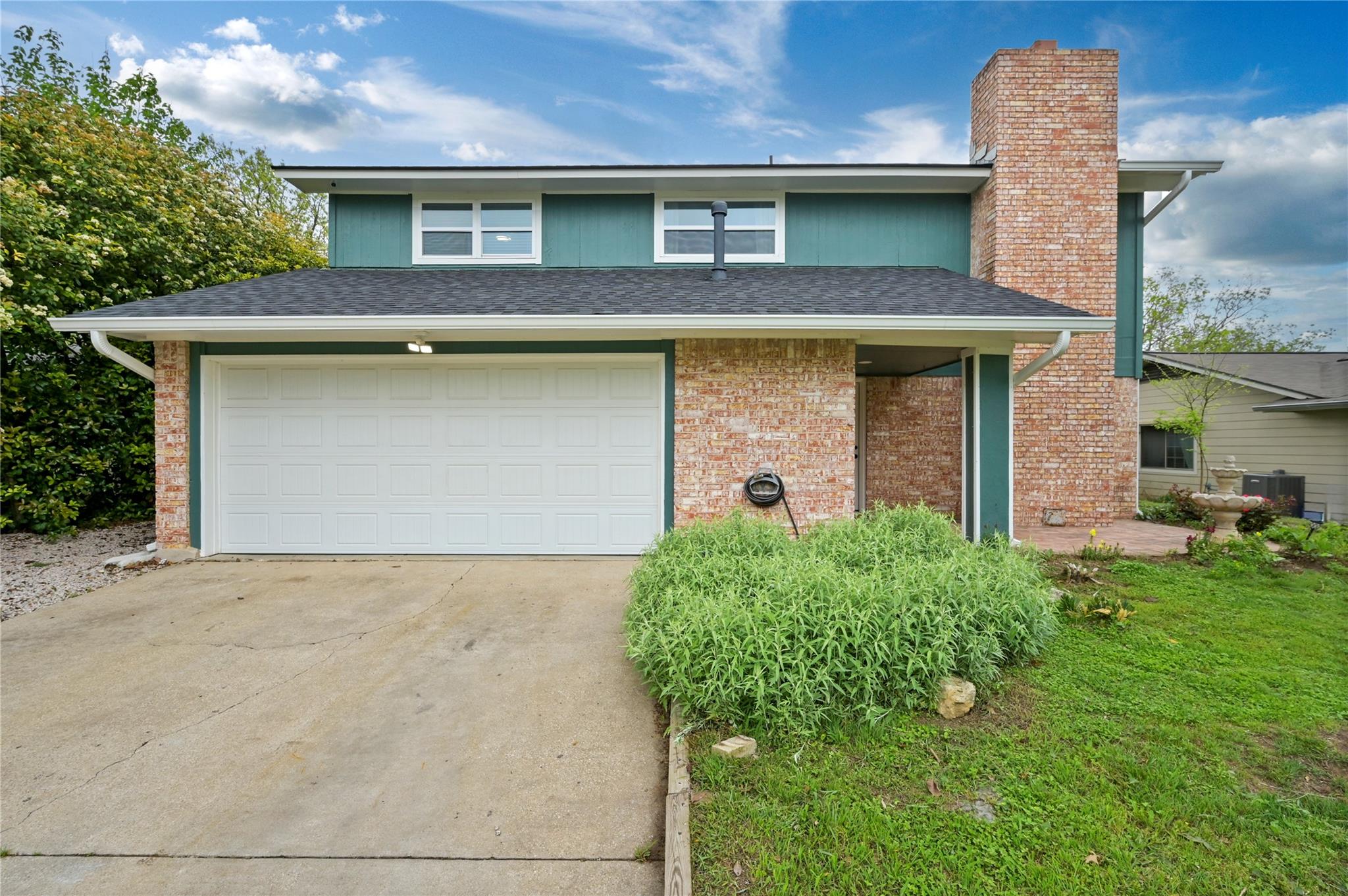 7317 Shadywood Dr, Austin, TX 78745