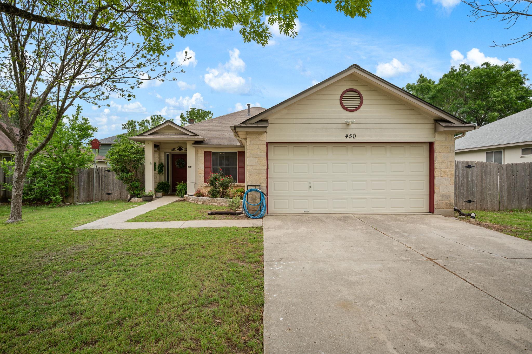 450 Zebra Dr, Kyle, TX 78640