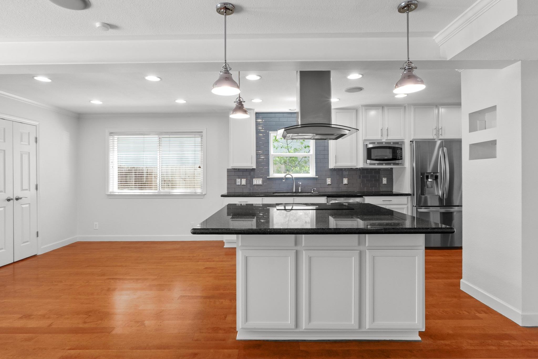 6520 Heron Dr, Austin, TX 78759