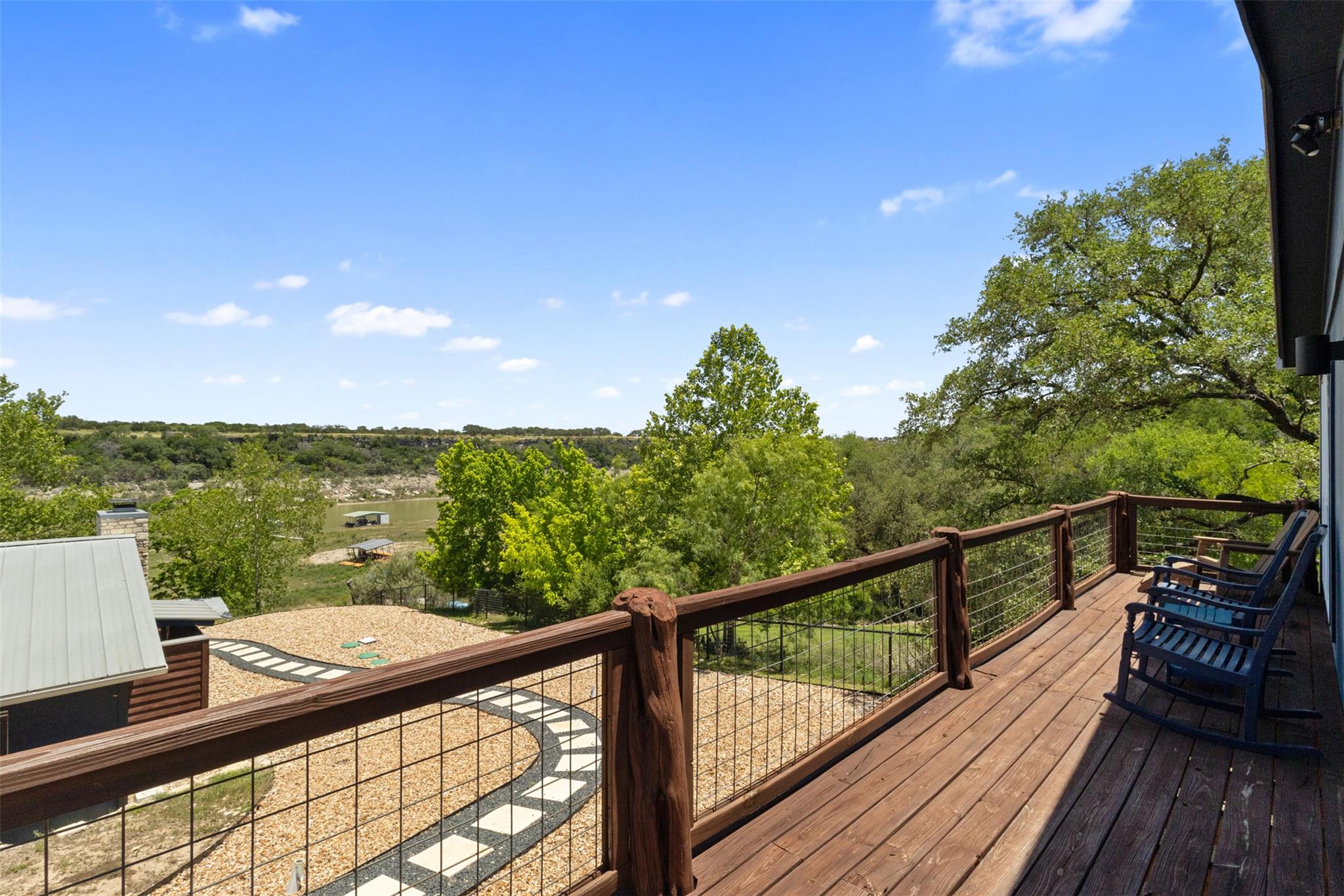 1293 Lake Shore Dr, Spicewood, TX 78669
