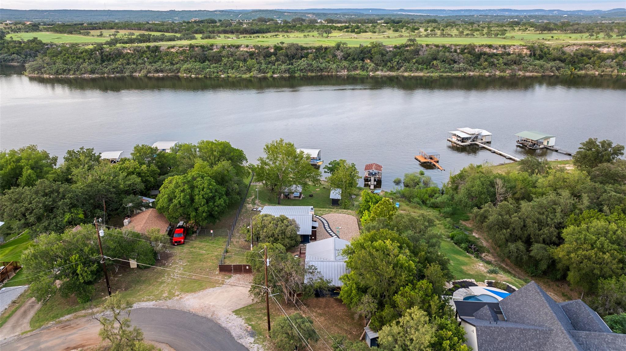 1293 Lake Shore Dr, Spicewood, TX 78669