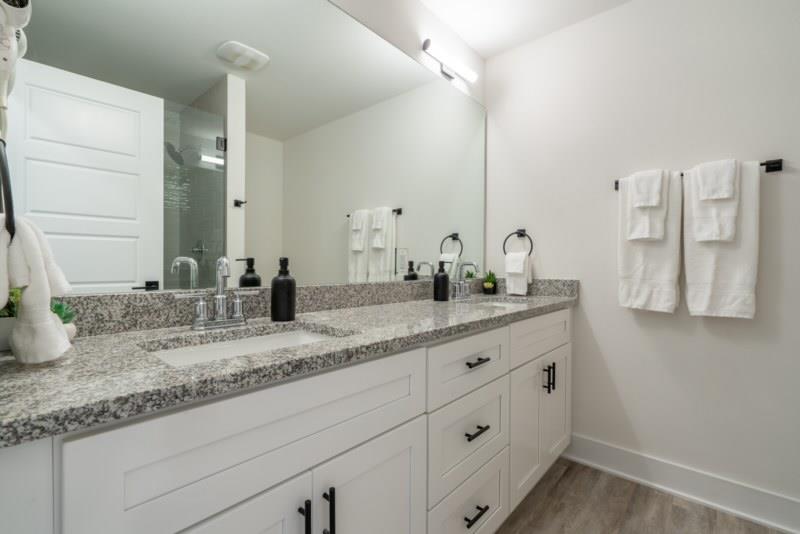 21201 Portsmouth Cv # 6, Lago Vista, TX 78645