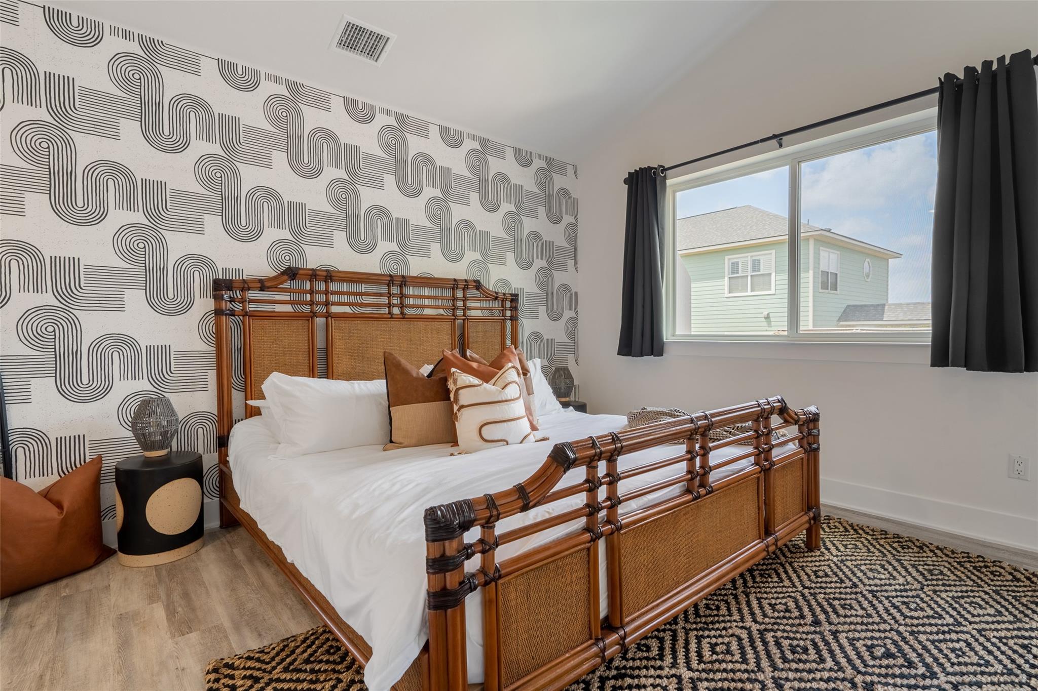 21201 Portsmouth Cv # 6, Lago Vista, TX 78645