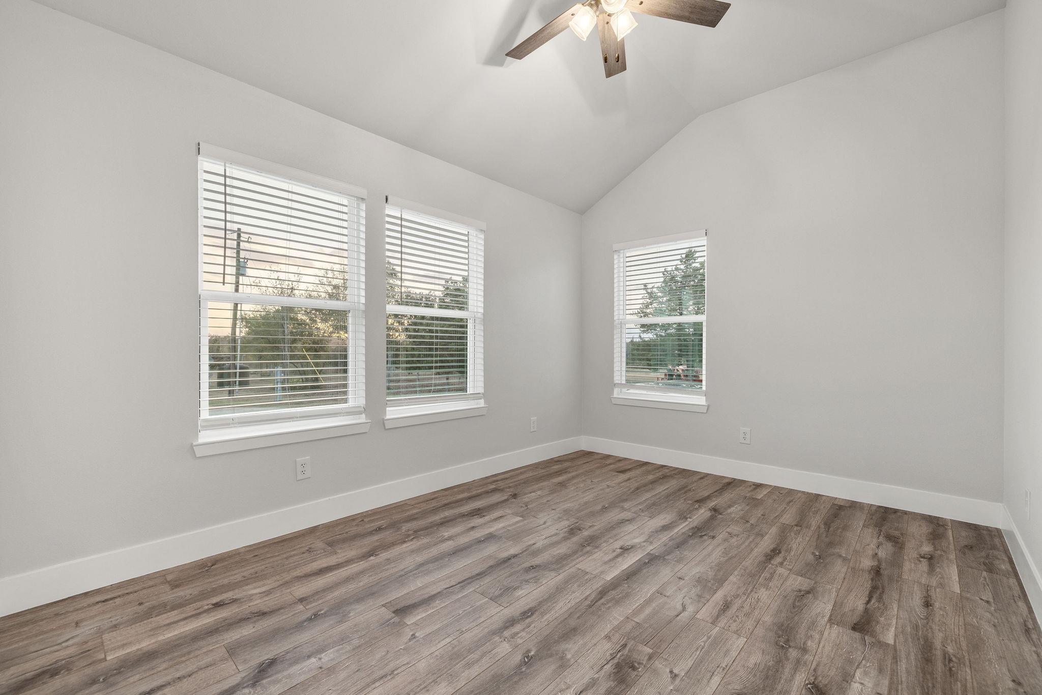 510 Wilson Rd, Red Rock, TX 78662