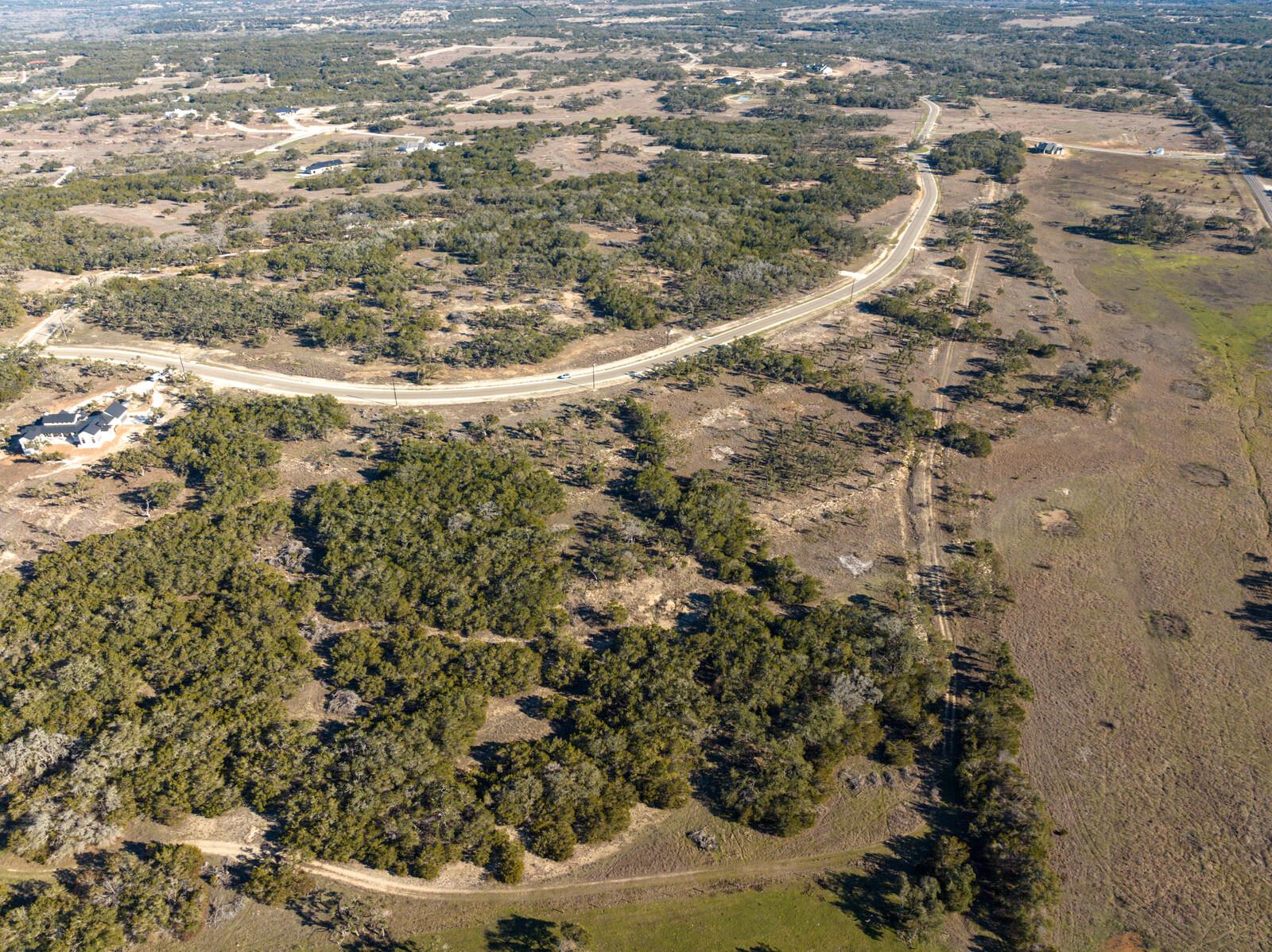642 Windmill Ridge Dr, Blanco, TX 78606