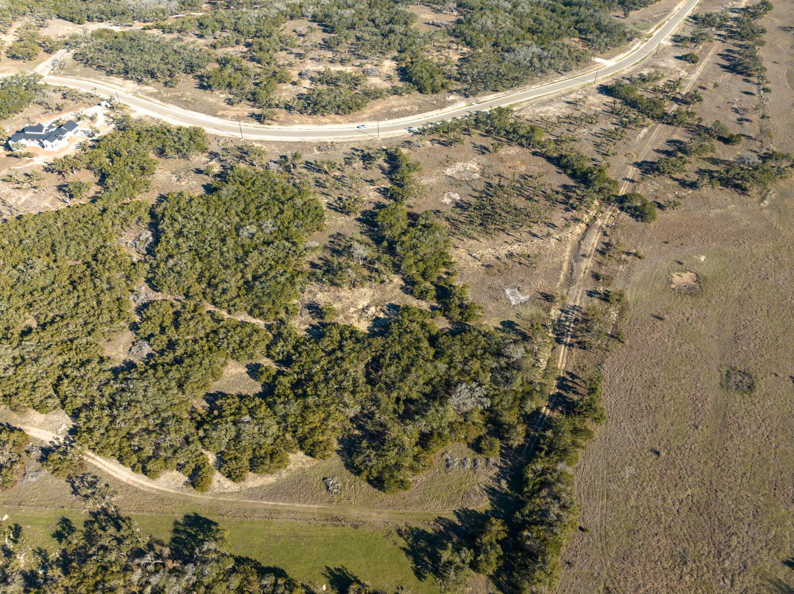 642 Windmill Ridge Dr, Blanco, TX 78606