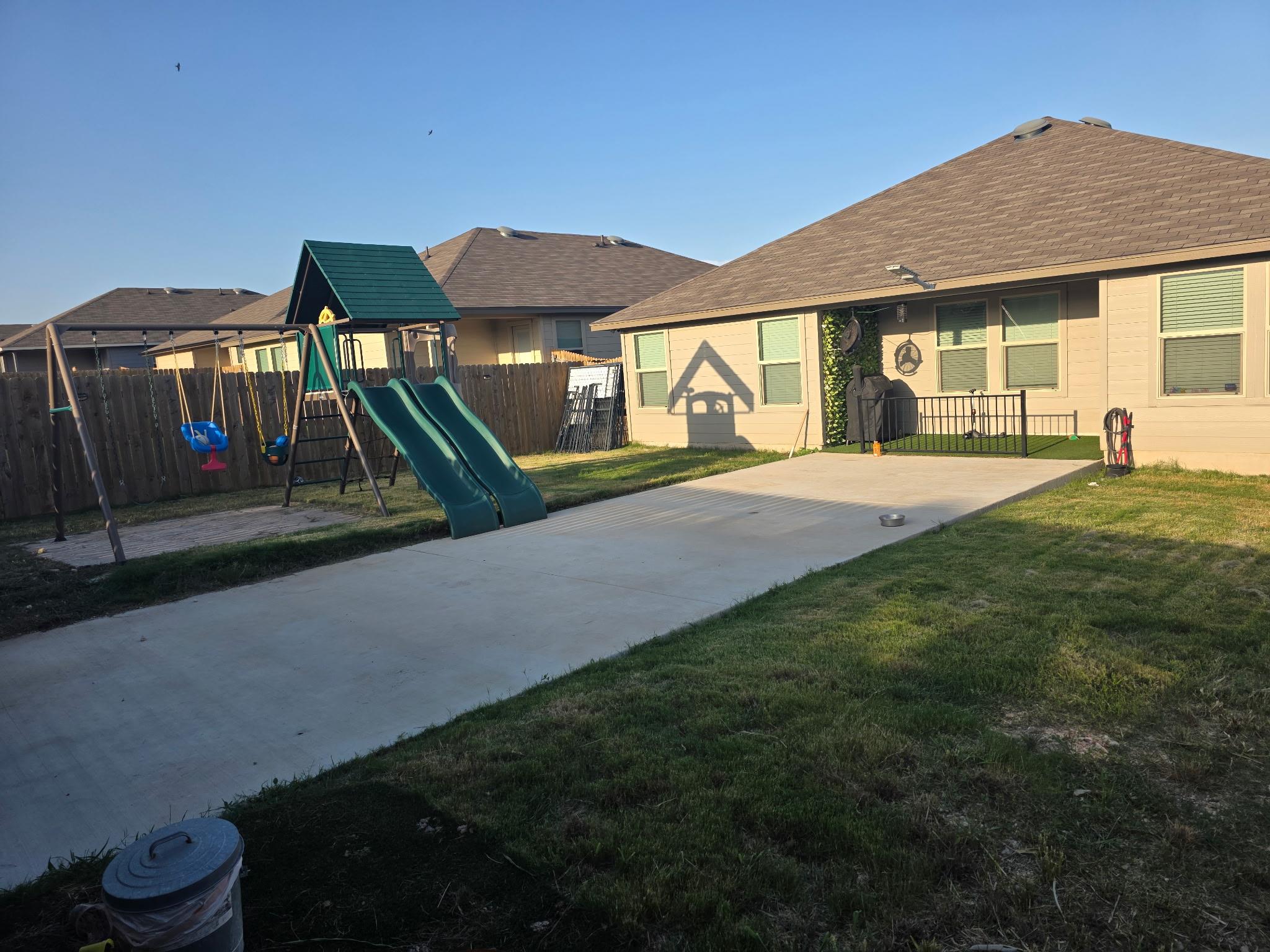 1124 Velvet Ct, Troy, TX 76579