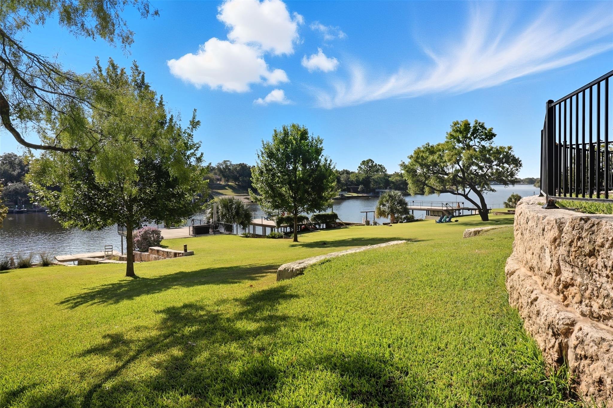 125 Primera Ct, Burnet, TX 78611