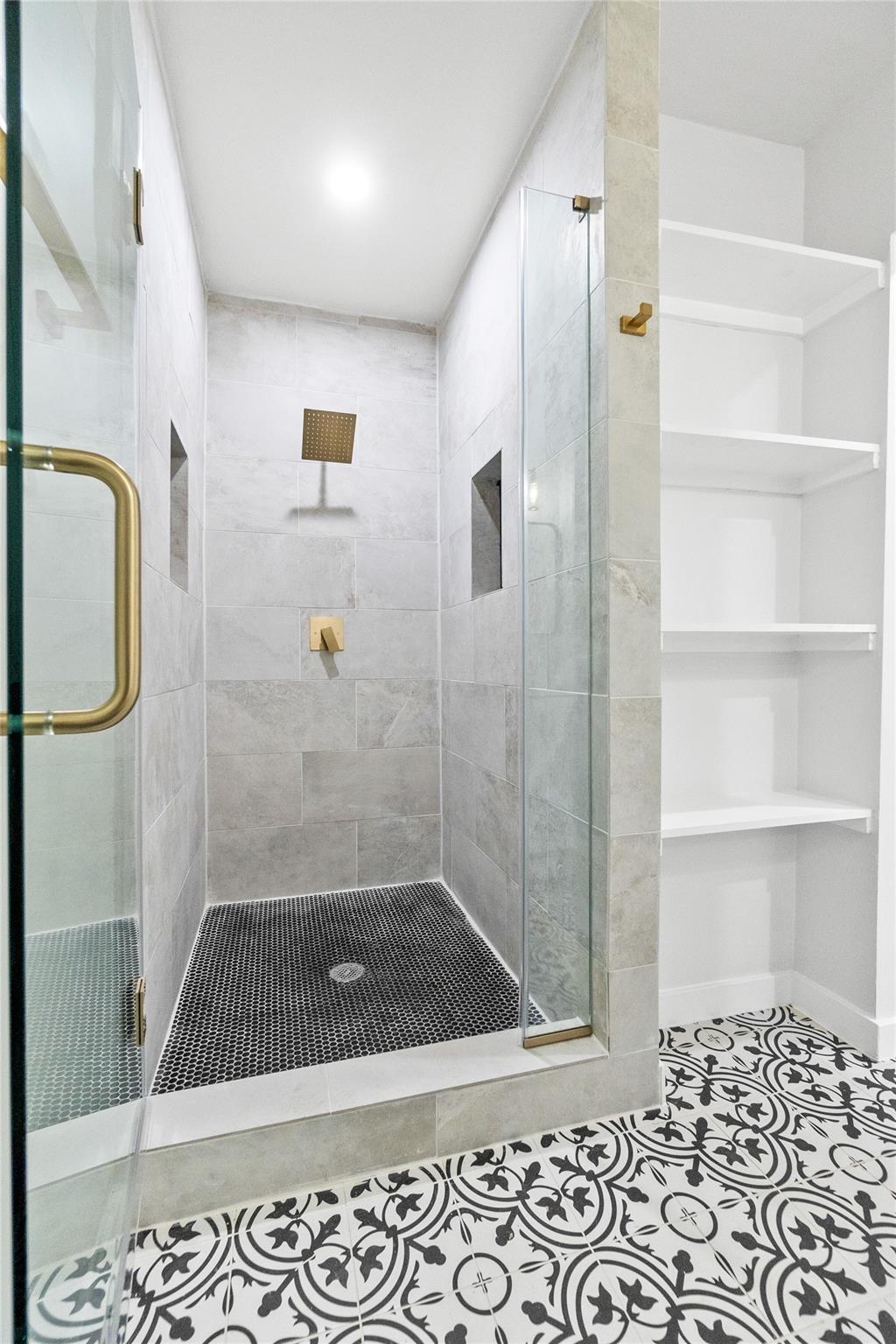 106 E lola Dr, Austin, TX 78753