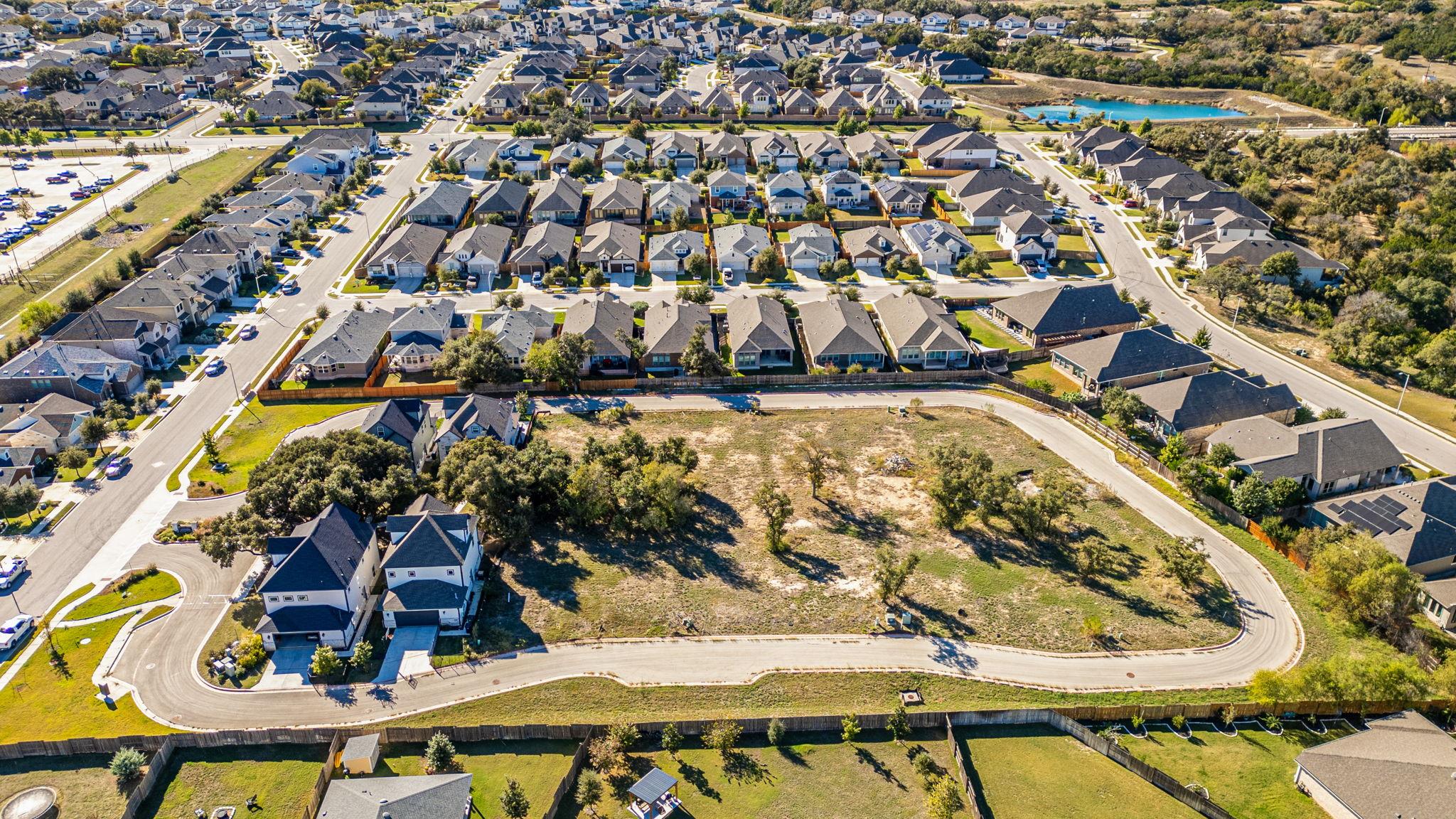 1301 Low Branch Ln # 5, Leander, TX 78641