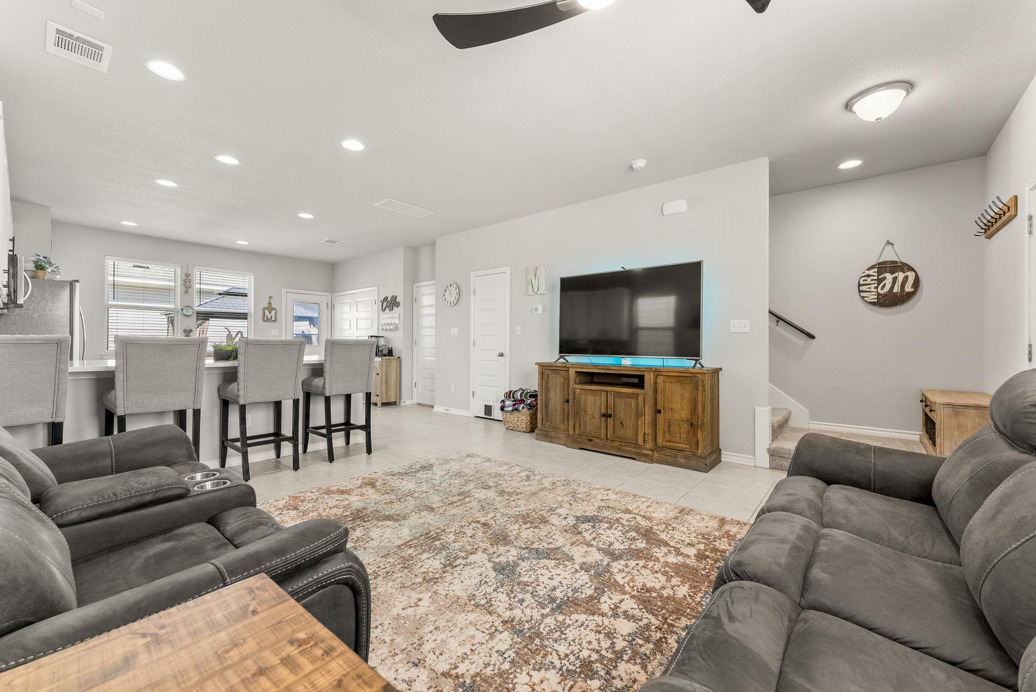 1833 Artesian Springs Xing, Leander, TX 78641