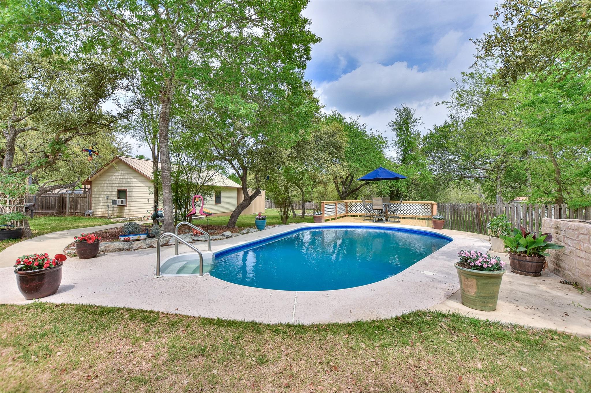 527 W ESPARADA Dr, Georgetown, TX 78628