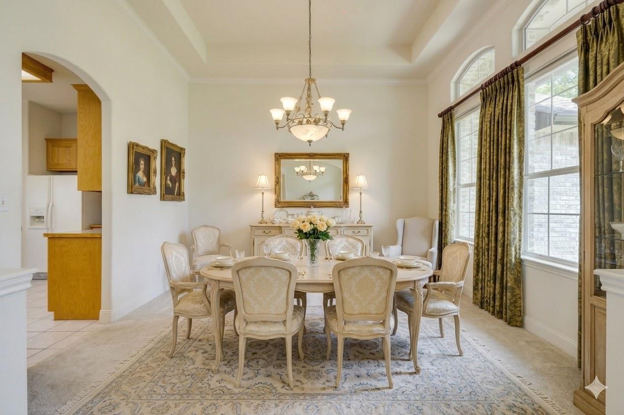 207 Flamingo Cir, Highland Haven, TX 78654