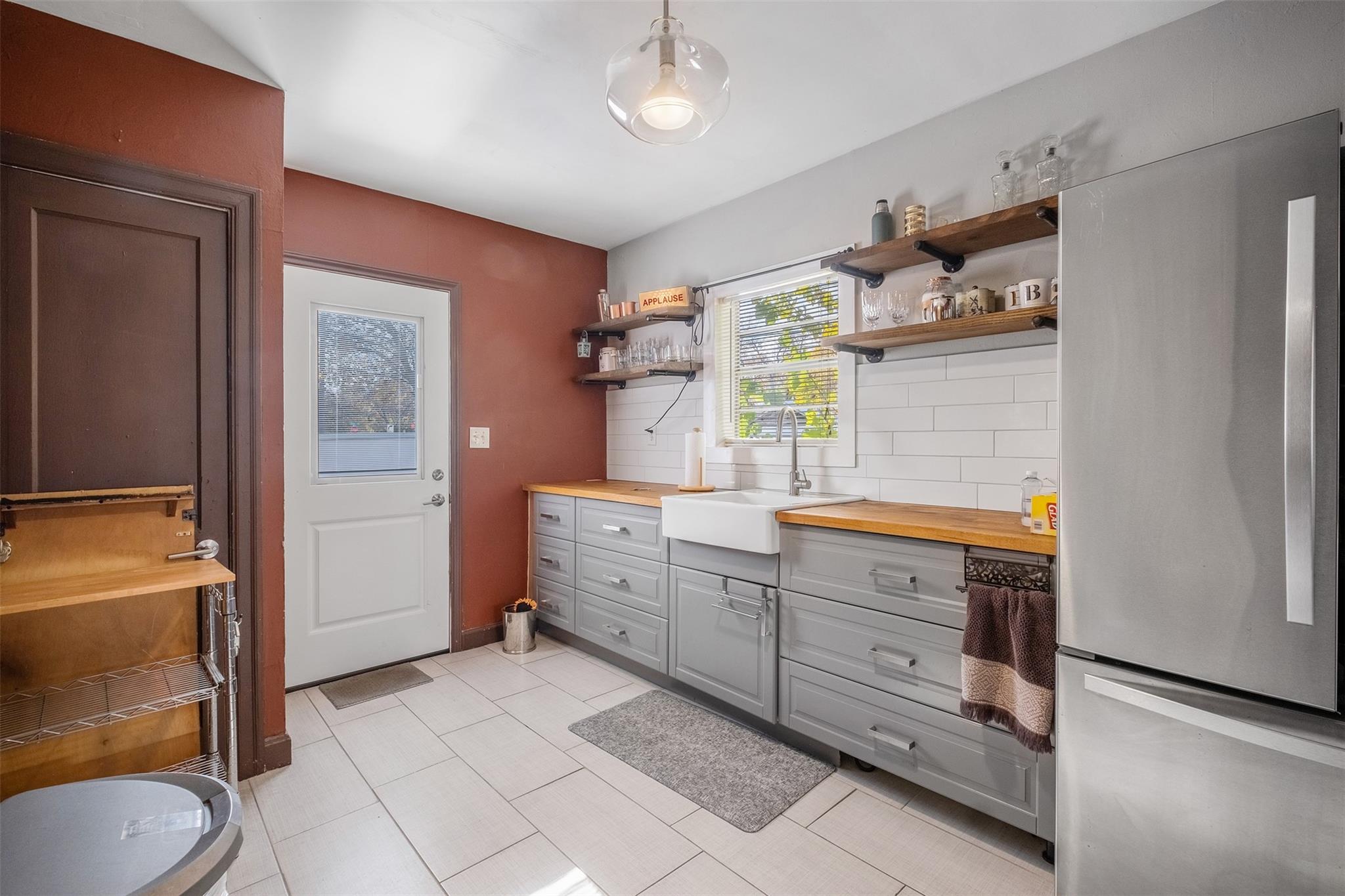 1001 E 52nd St, Austin, TX 78751