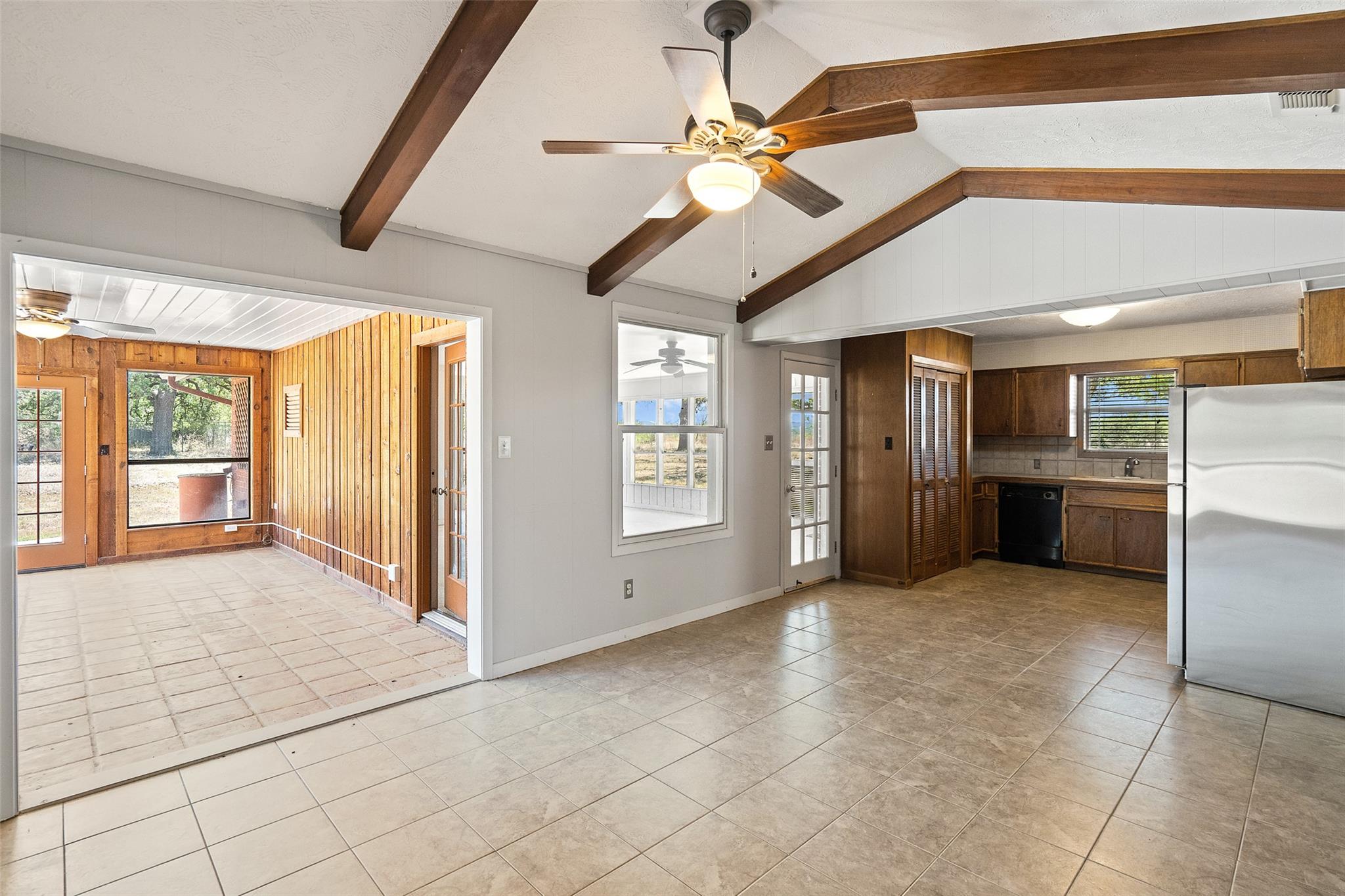 2942 Ranch Road 2766, Johnson City, TX 78636