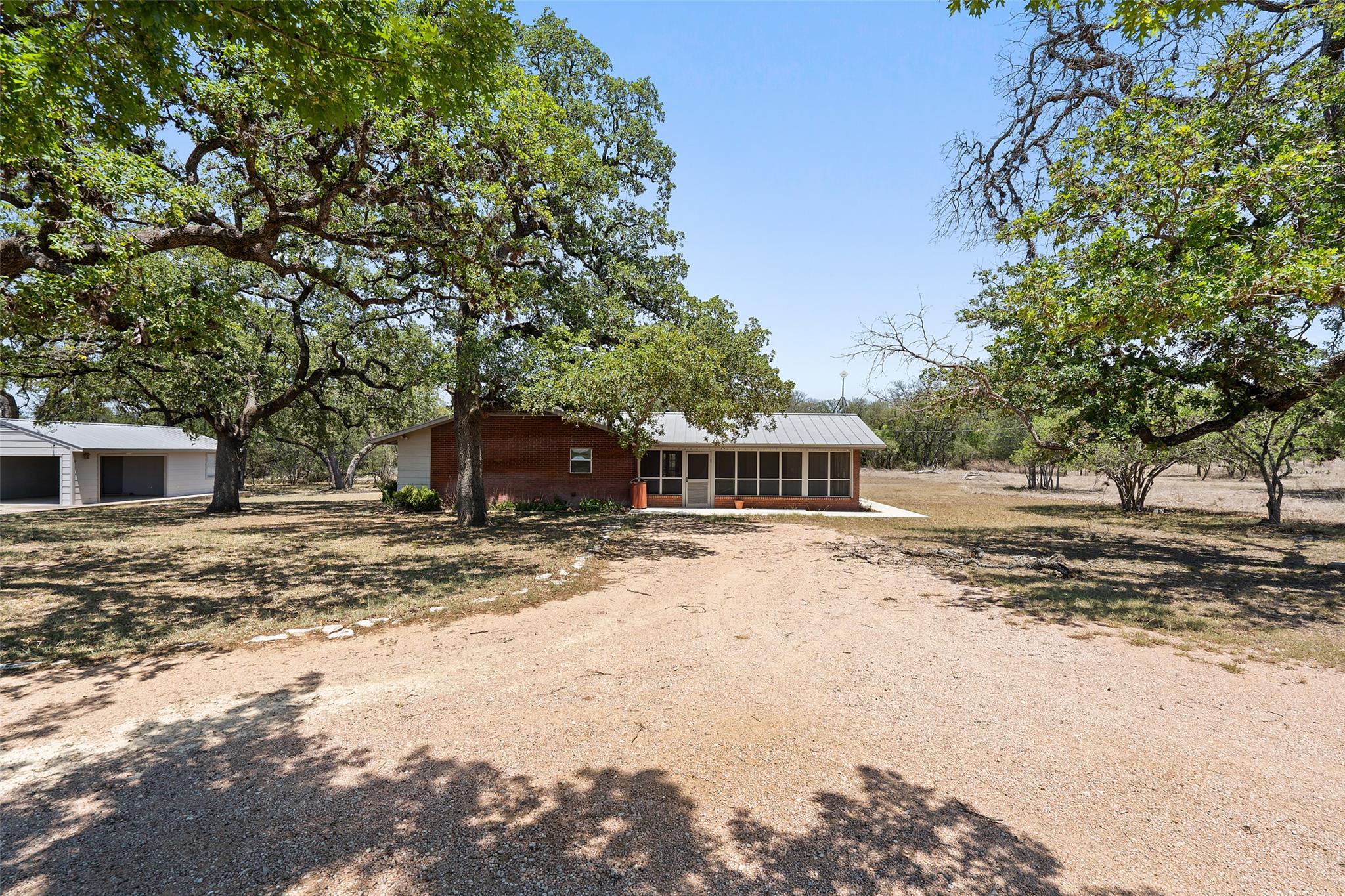 2942 Ranch Road 2766, Johnson City, TX 78636