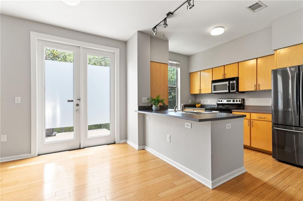 1201 Grove Blvd # 404, Austin, TX 78741