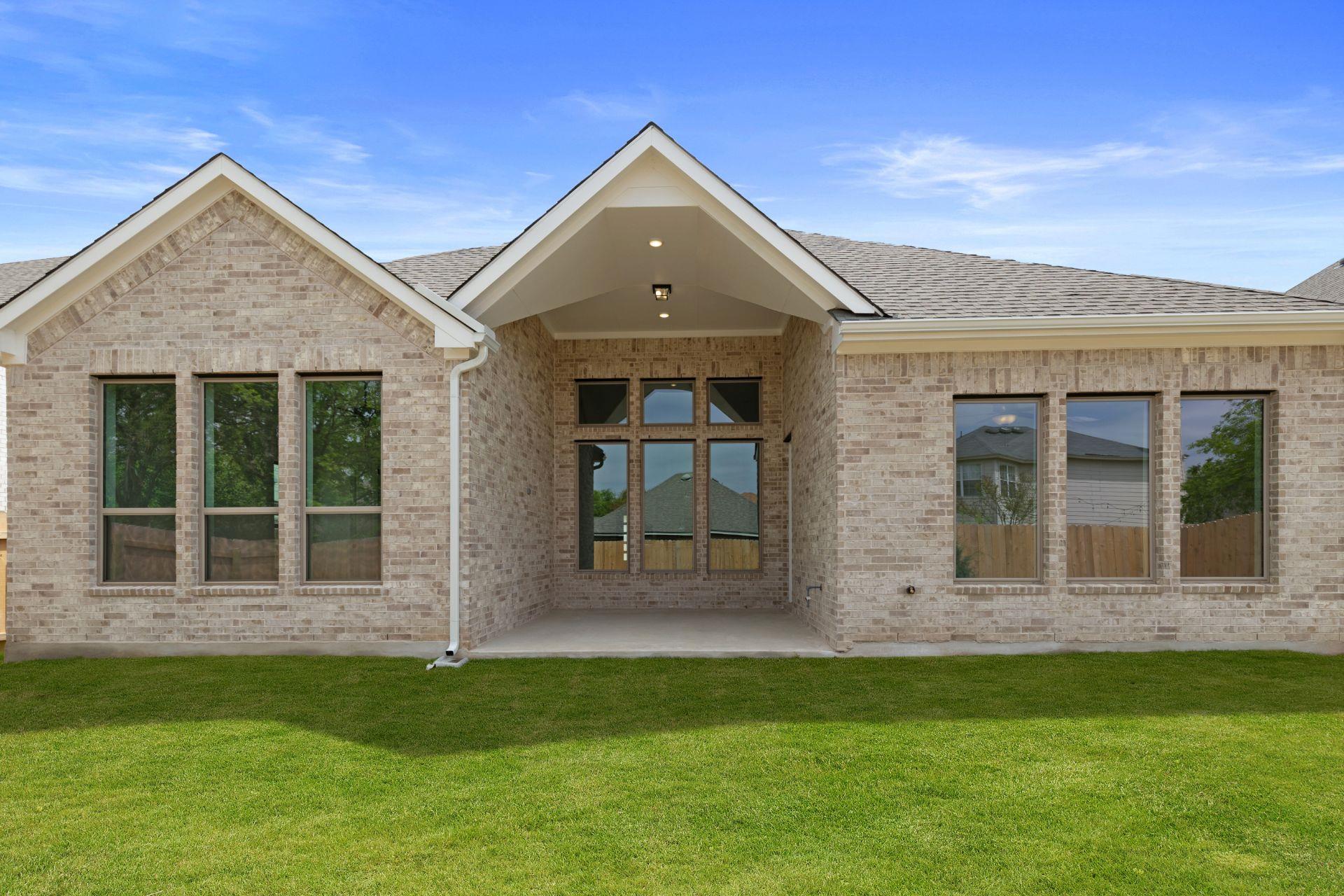 1709 Sauterne Dr, Leander, TX 78641