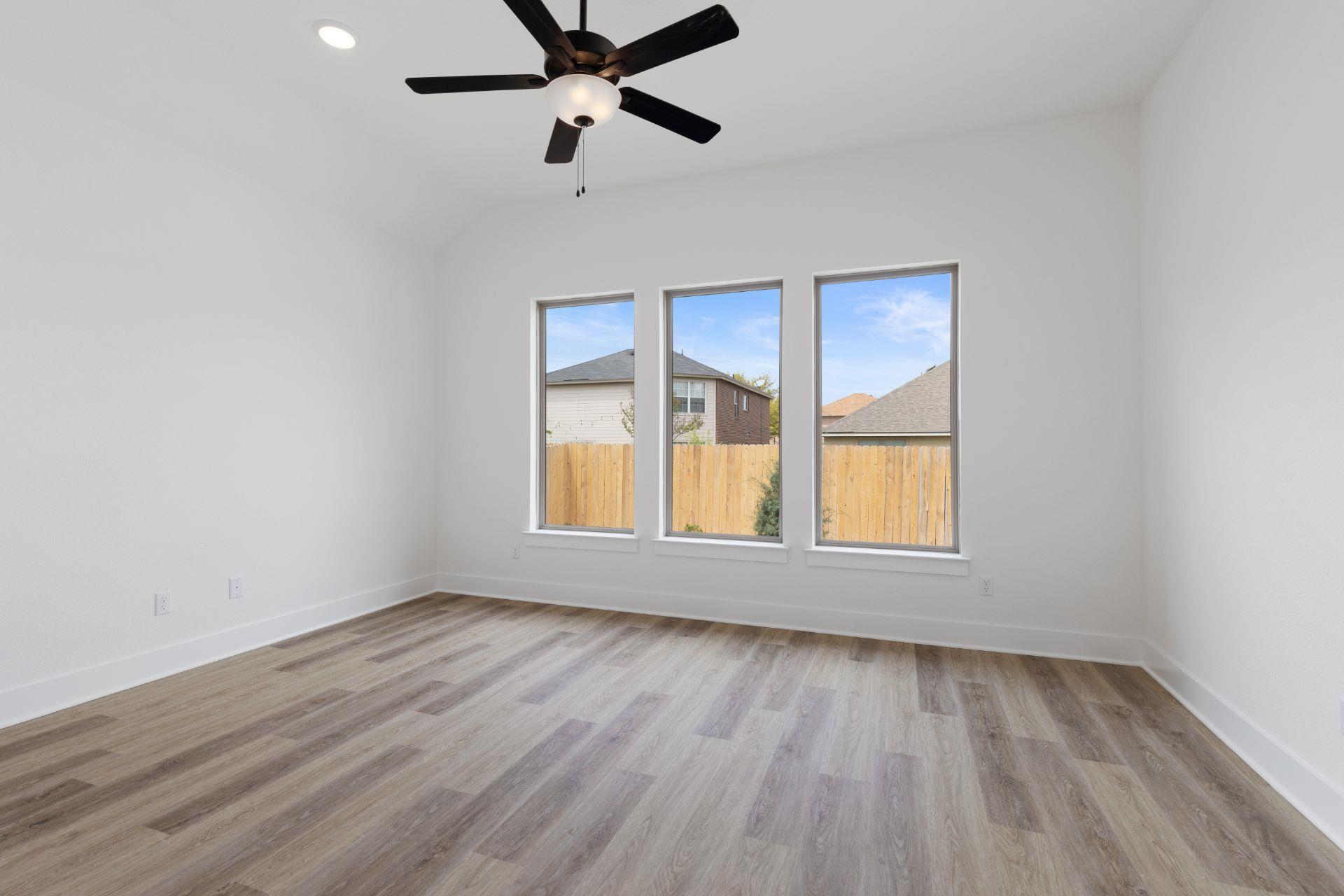 1709 Sauterne Dr, Leander, TX 78641