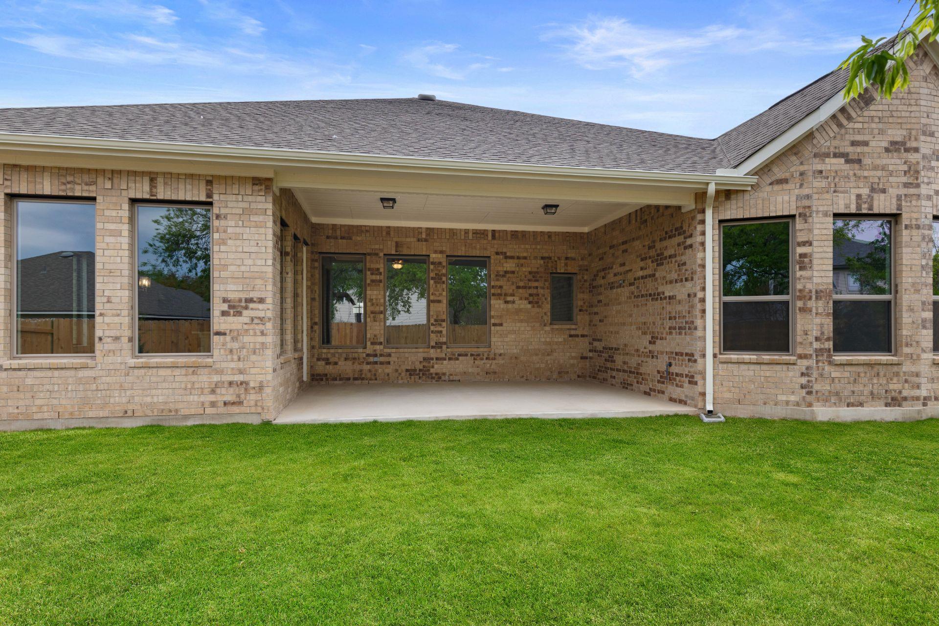 1713 Sauterne Dr, Leander, TX 78641