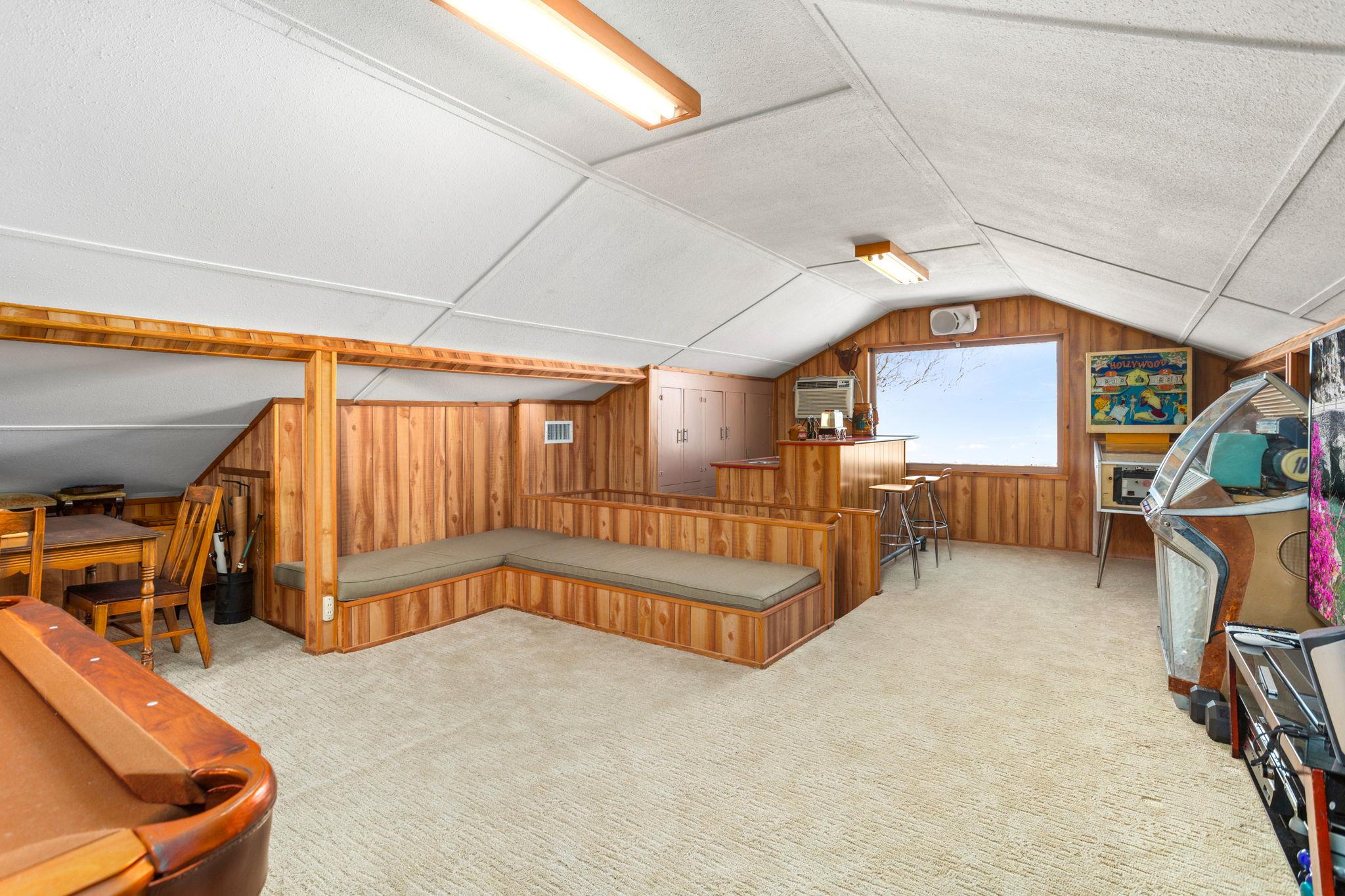 2574 County Road 285, Moulton, TX 77975