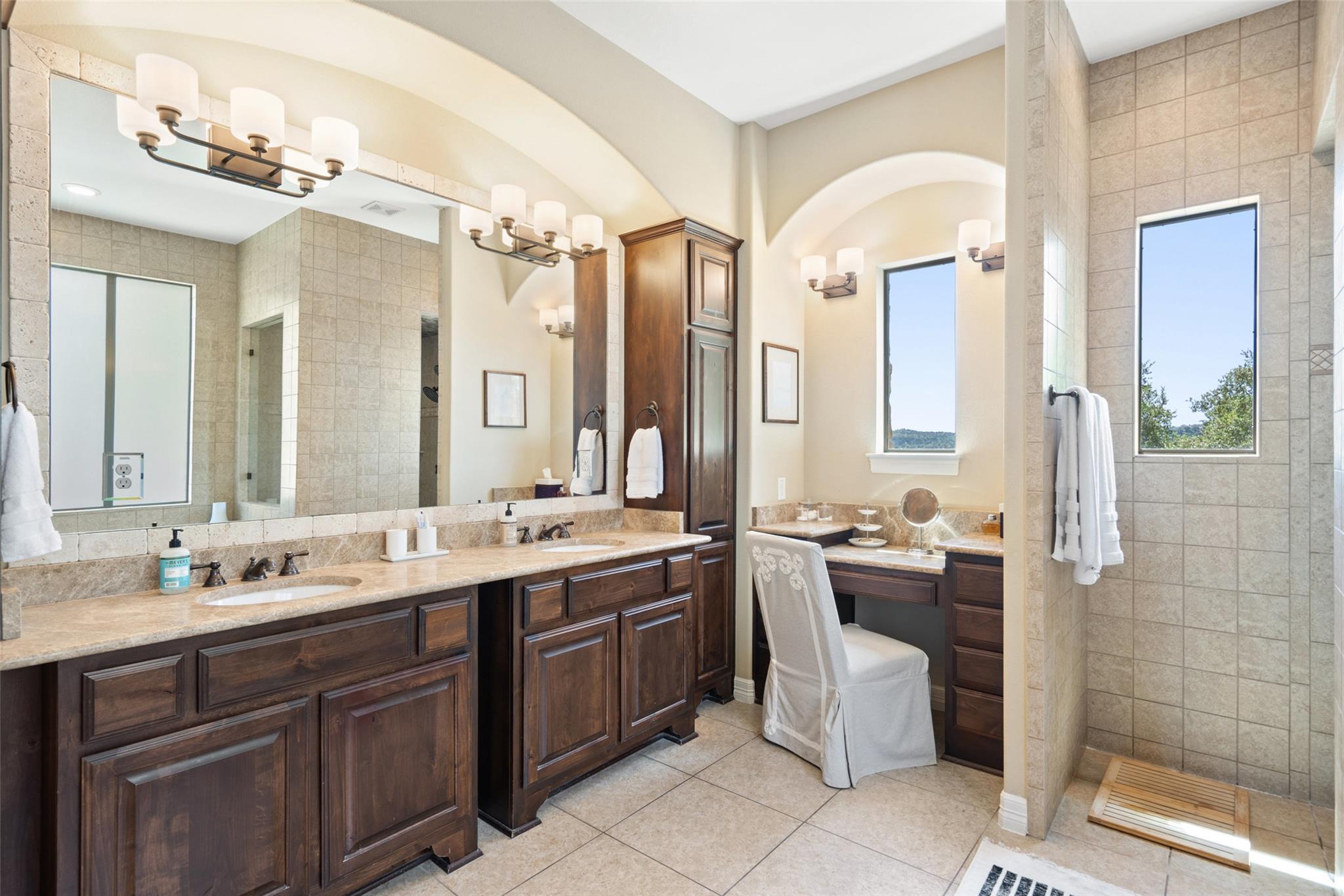 700 Santaluz Path, Austin, TX 78732