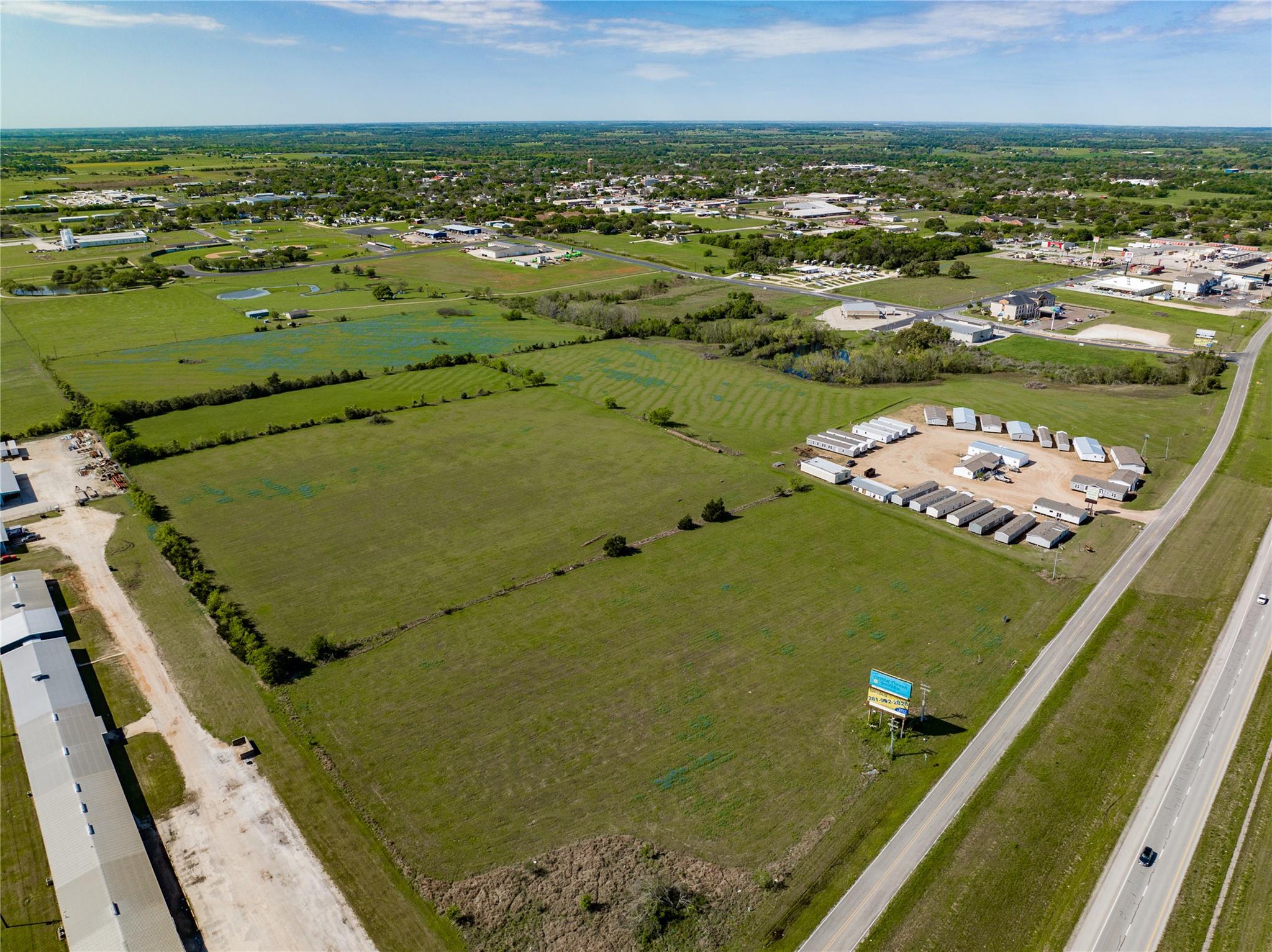 801 Huser Blvd, Schulenburg, TX 78956