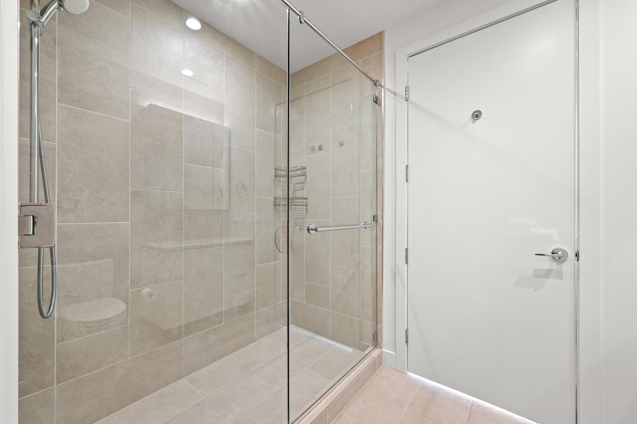 44 East Ave # 2509, Austin, TX 78701