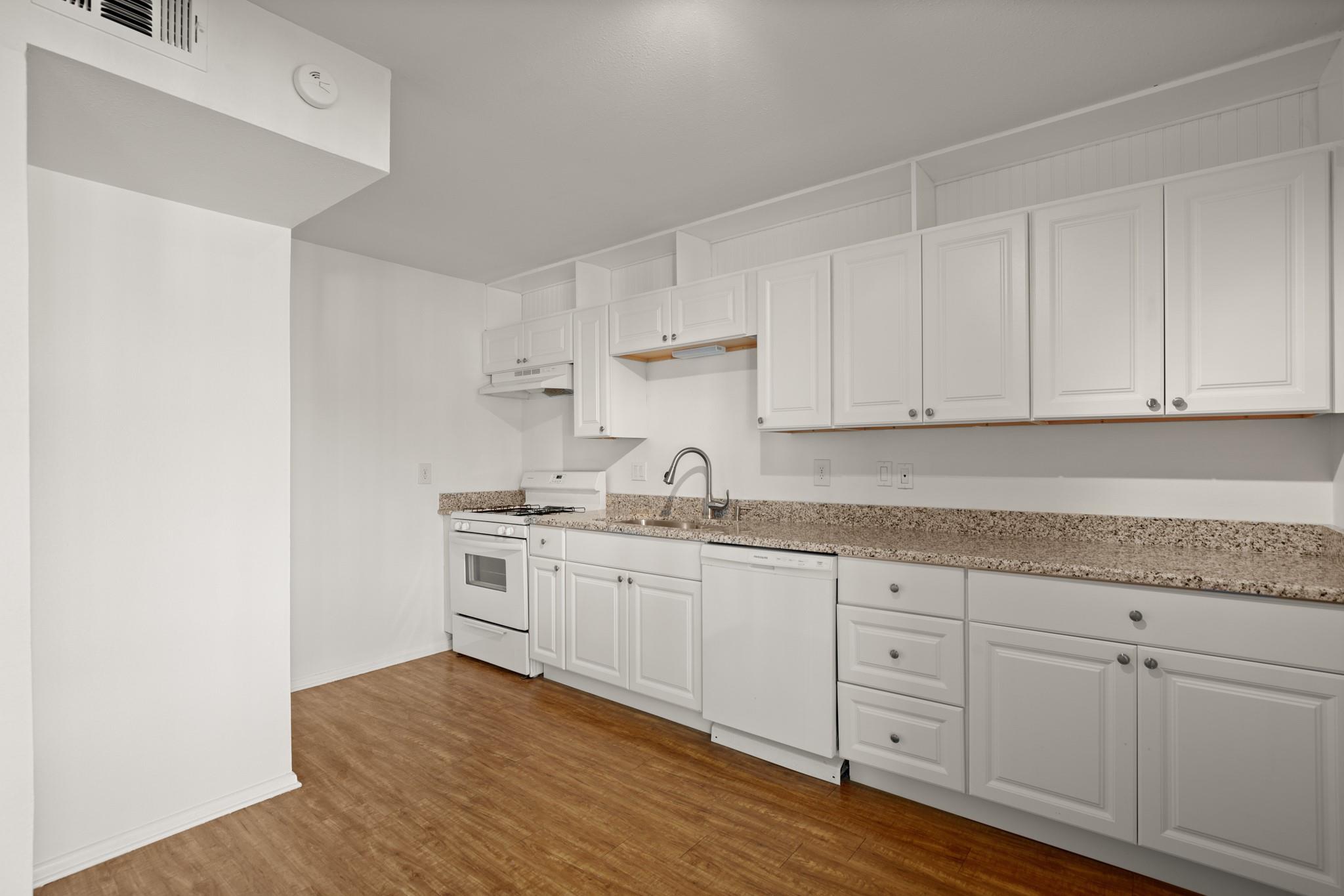 620 S 1st St # 209, Austin, TX 78704