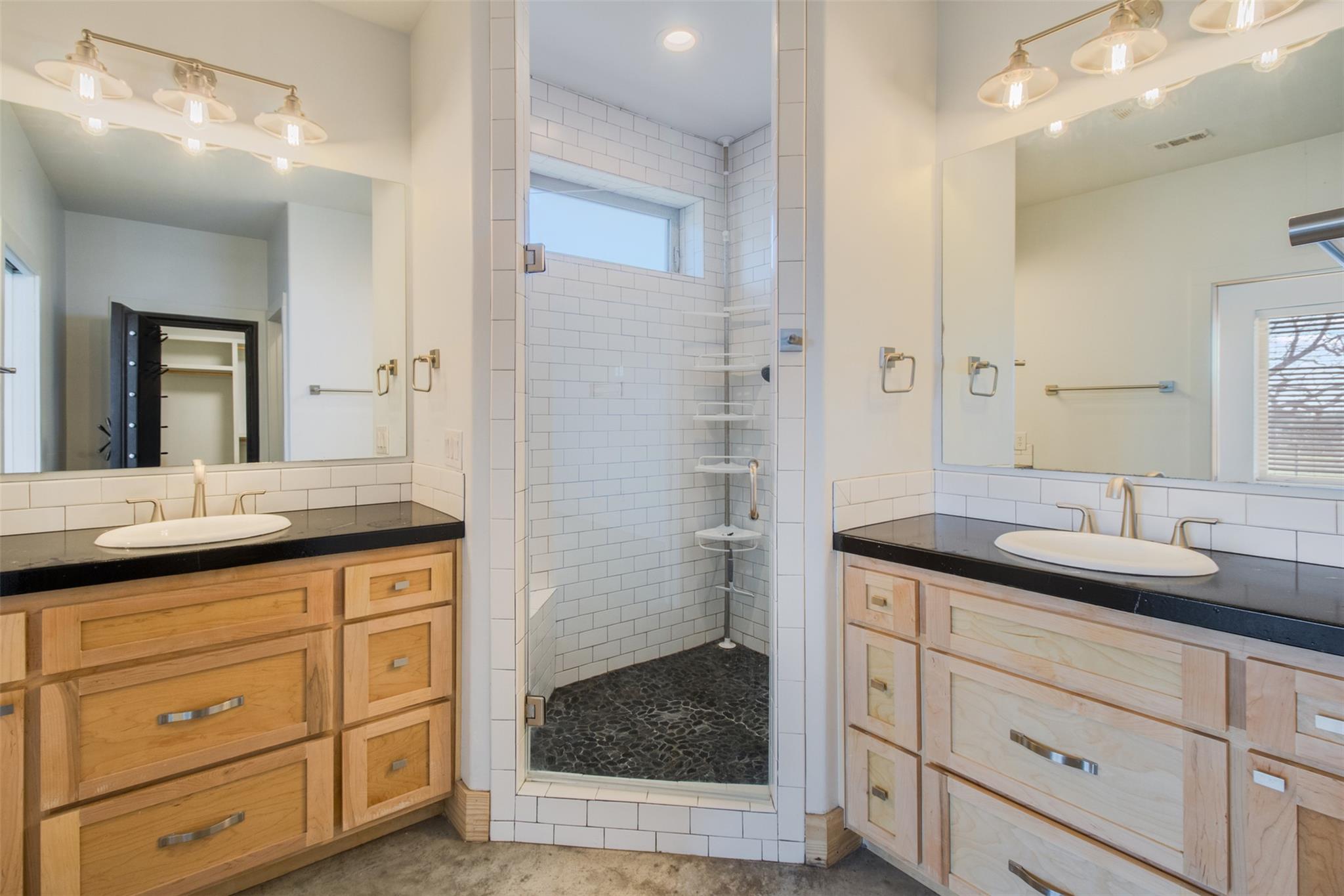 1150 Timber Ridge, Marble Falls, TX 78654