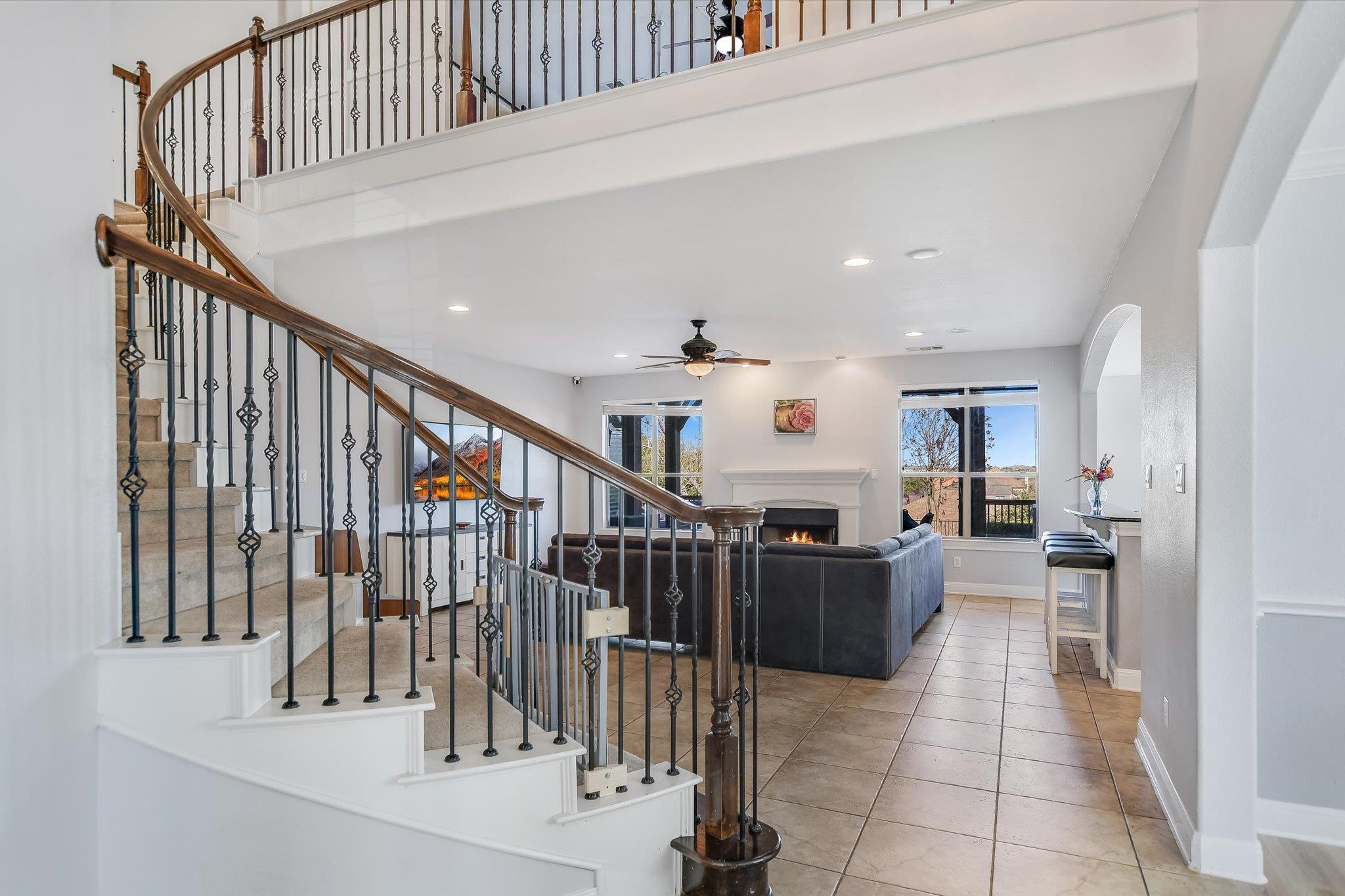 126 Whitley Dr, Austin, TX 78738