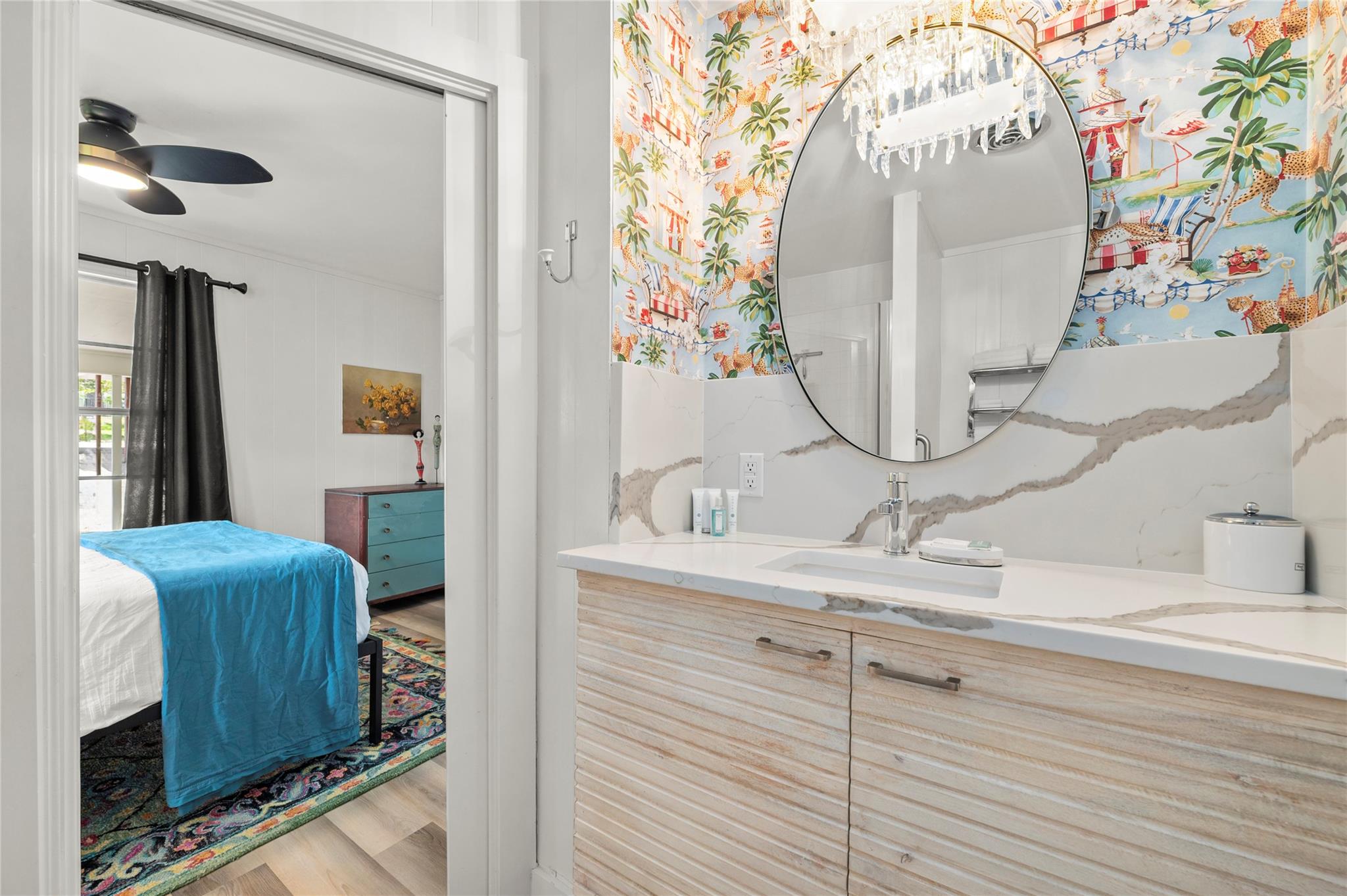 3100 Edgewater Dr, Austin, TX 78733