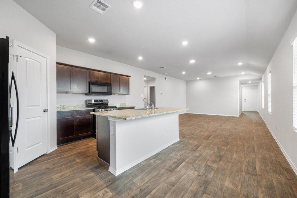 109 Snapdragon Ln, San Marcos, TX 78666