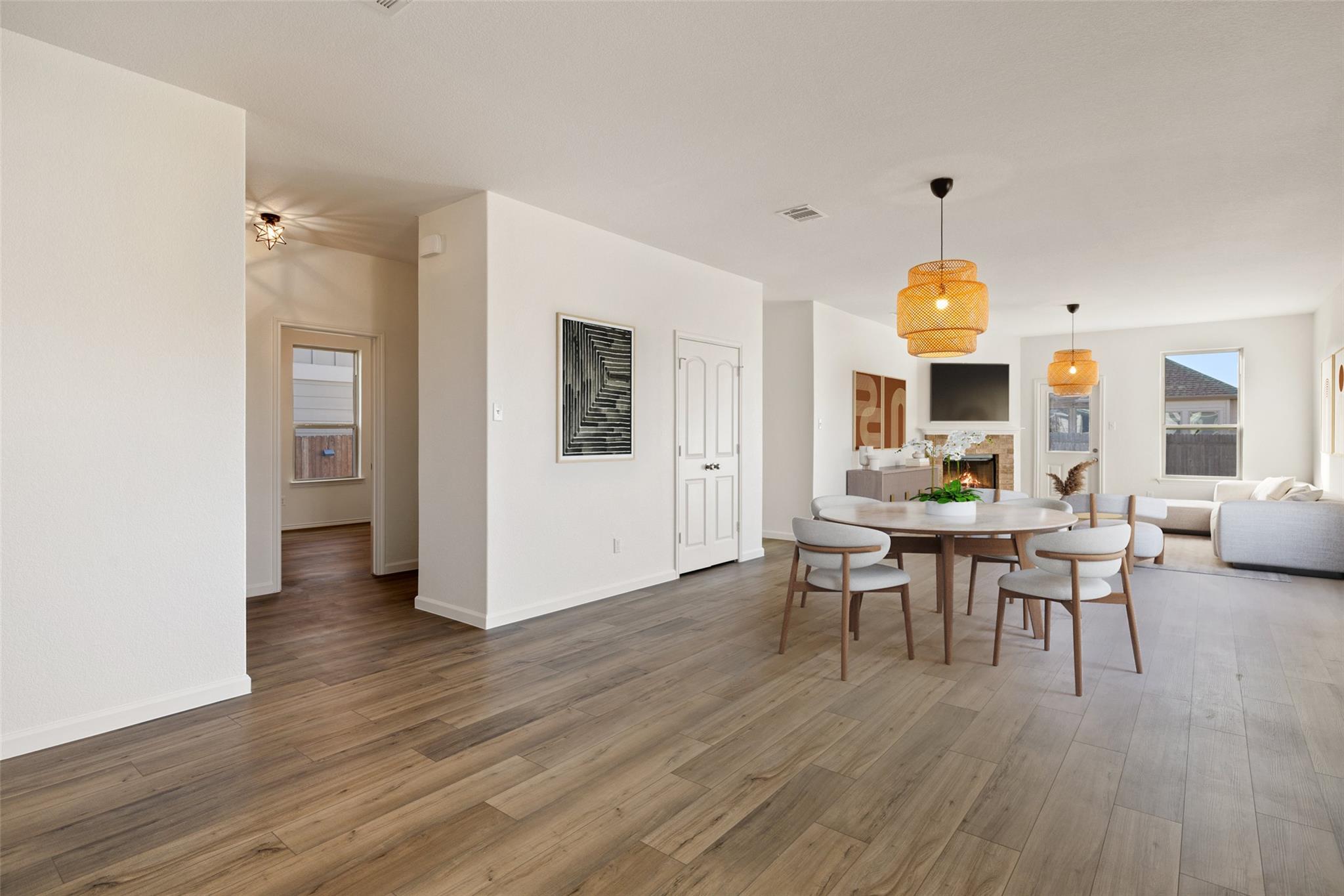 400 Perryville Loop, Liberty Hill, TX 78642