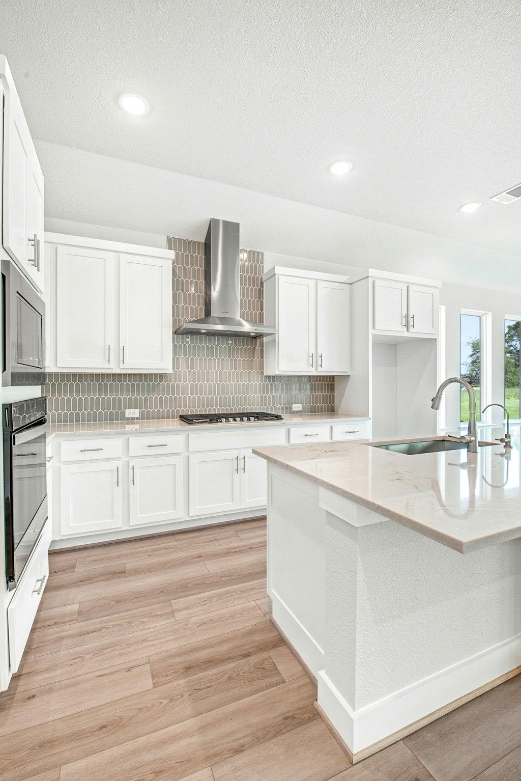 104 Merlin Ct, Cedar Creek, TX 78612