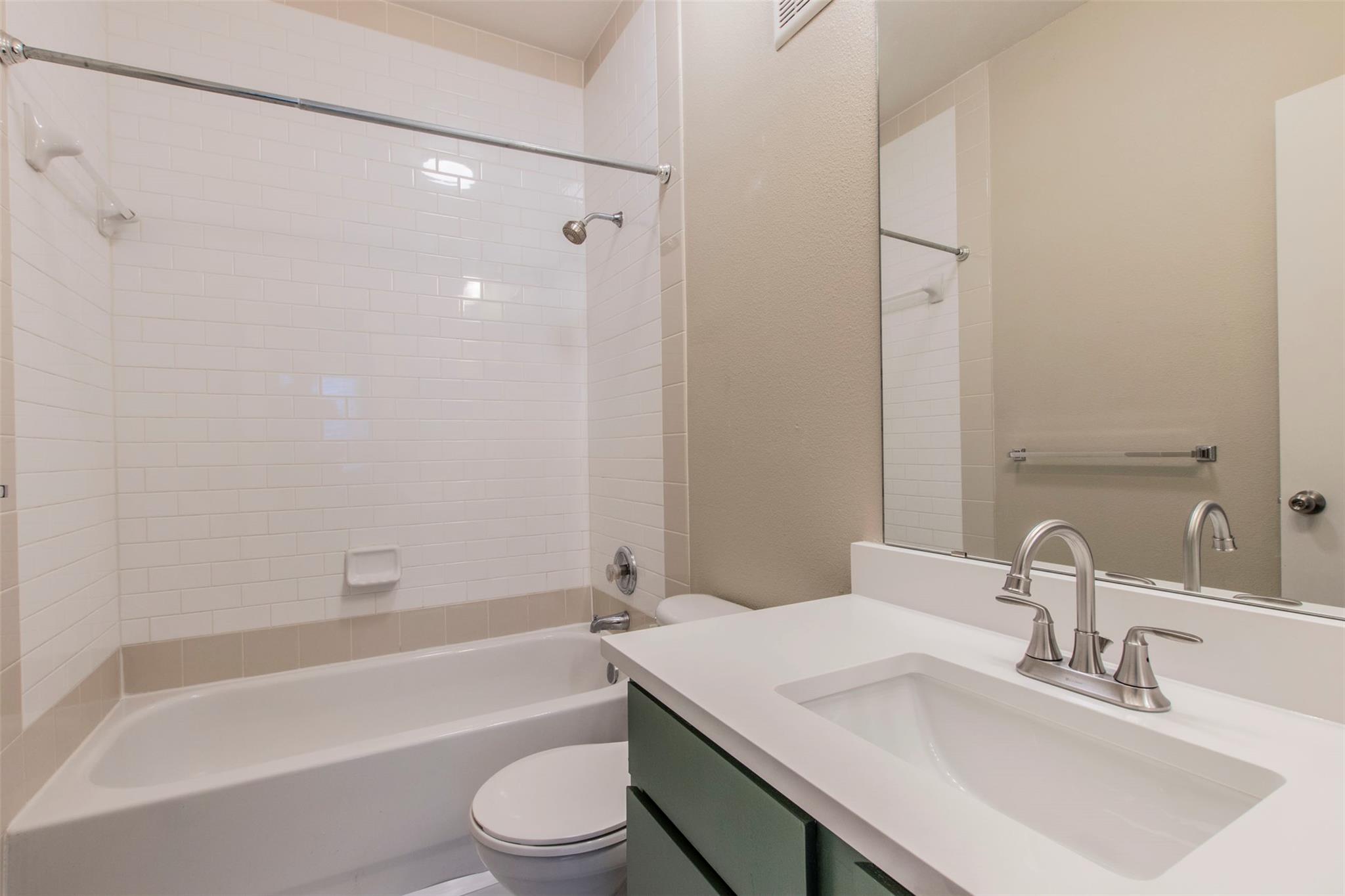 1201 Grove Blvd # 702, Austin, TX 78741