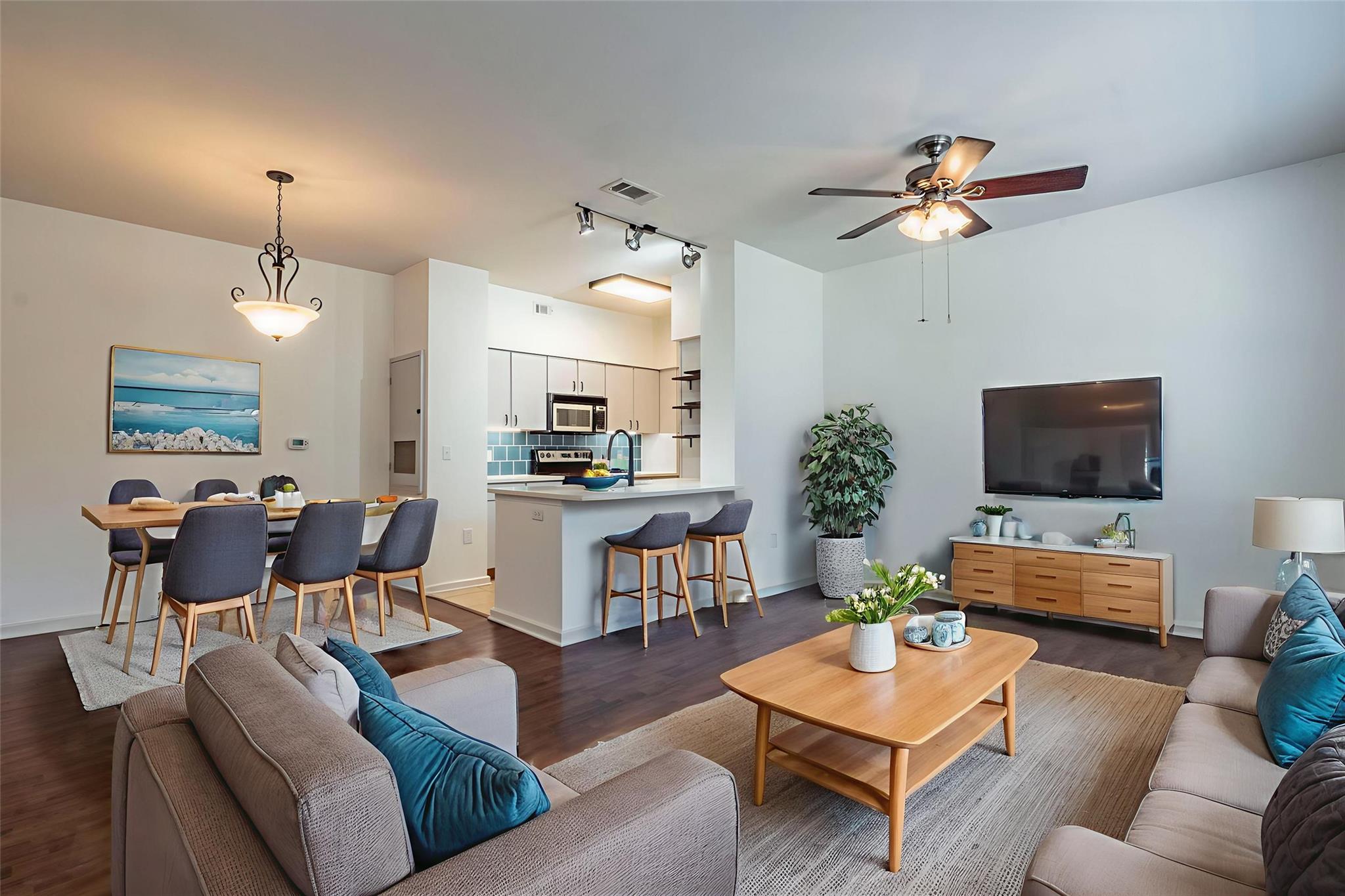 1201 Grove Blvd # 702, Austin, TX 78741