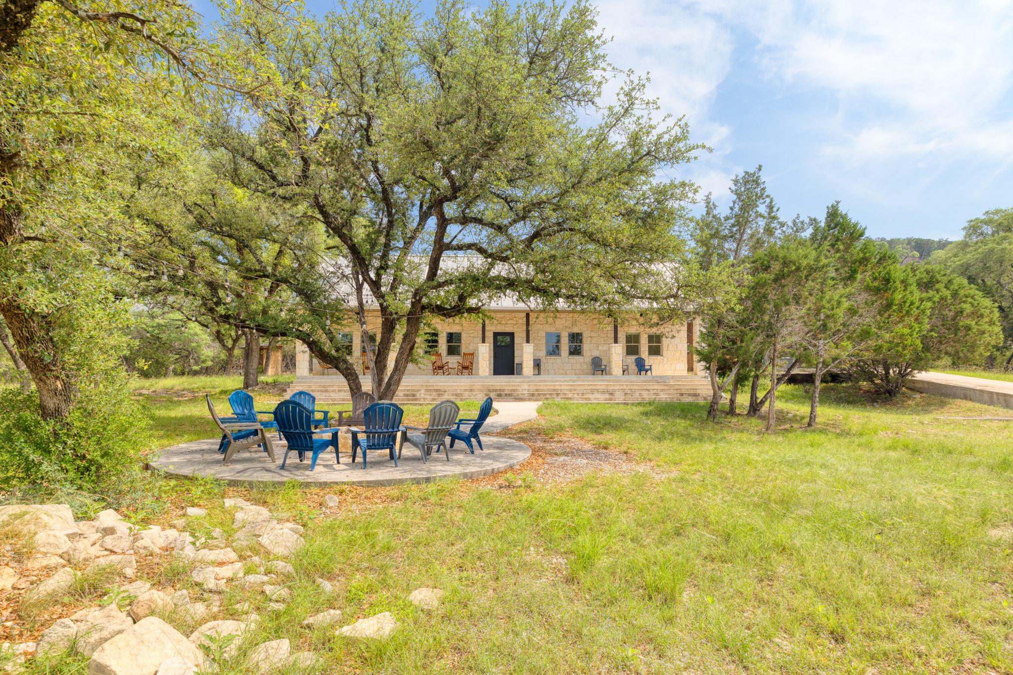 684 Big Shades Rd, Concan, TX 78838
