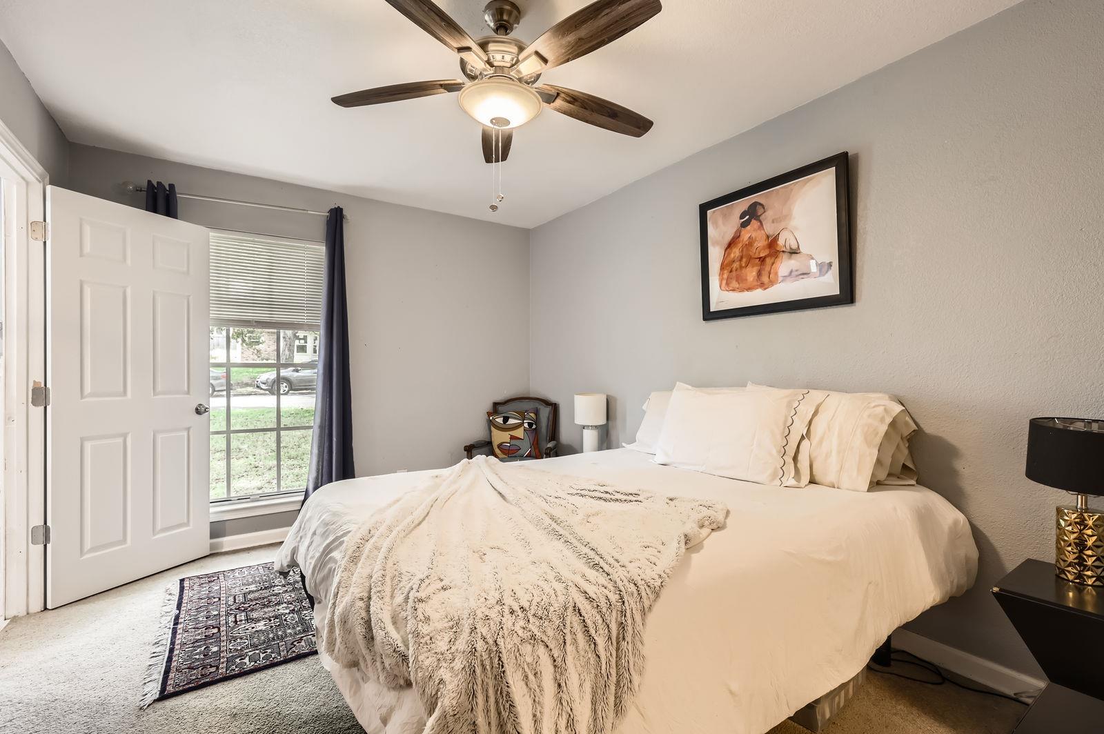 906 Hermitage Dr, Austin, TX 78753