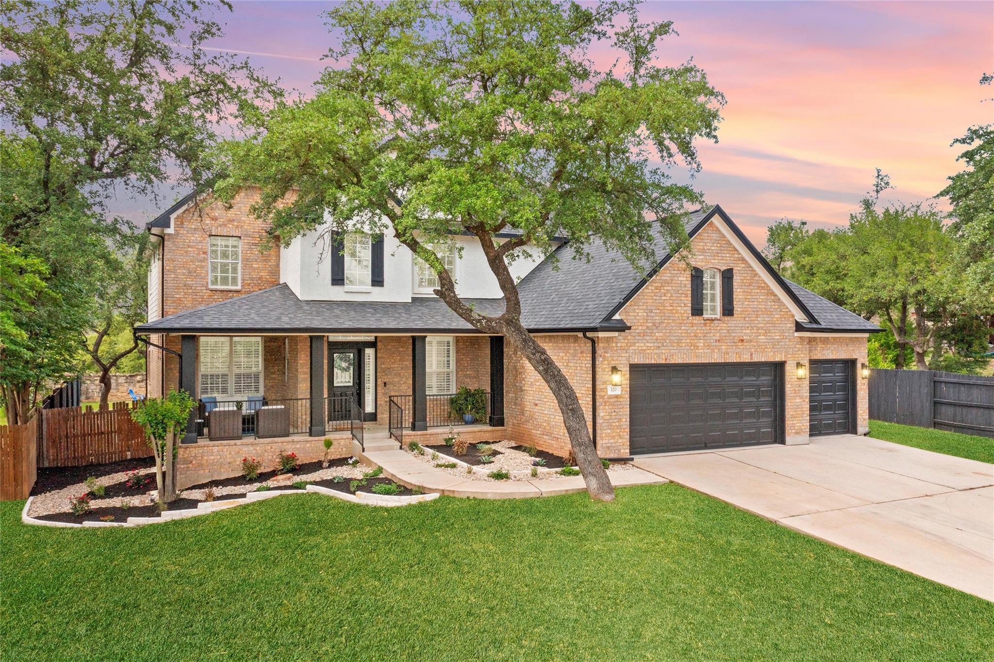 320 Monarch Ln, Austin, TX 78737