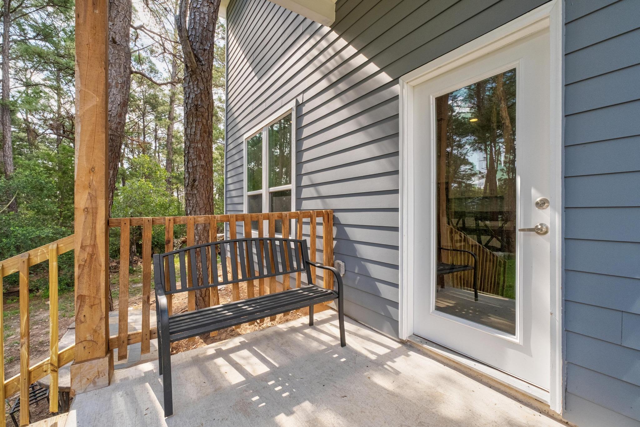 118 Waialua Ct, Bastrop, TX 78602