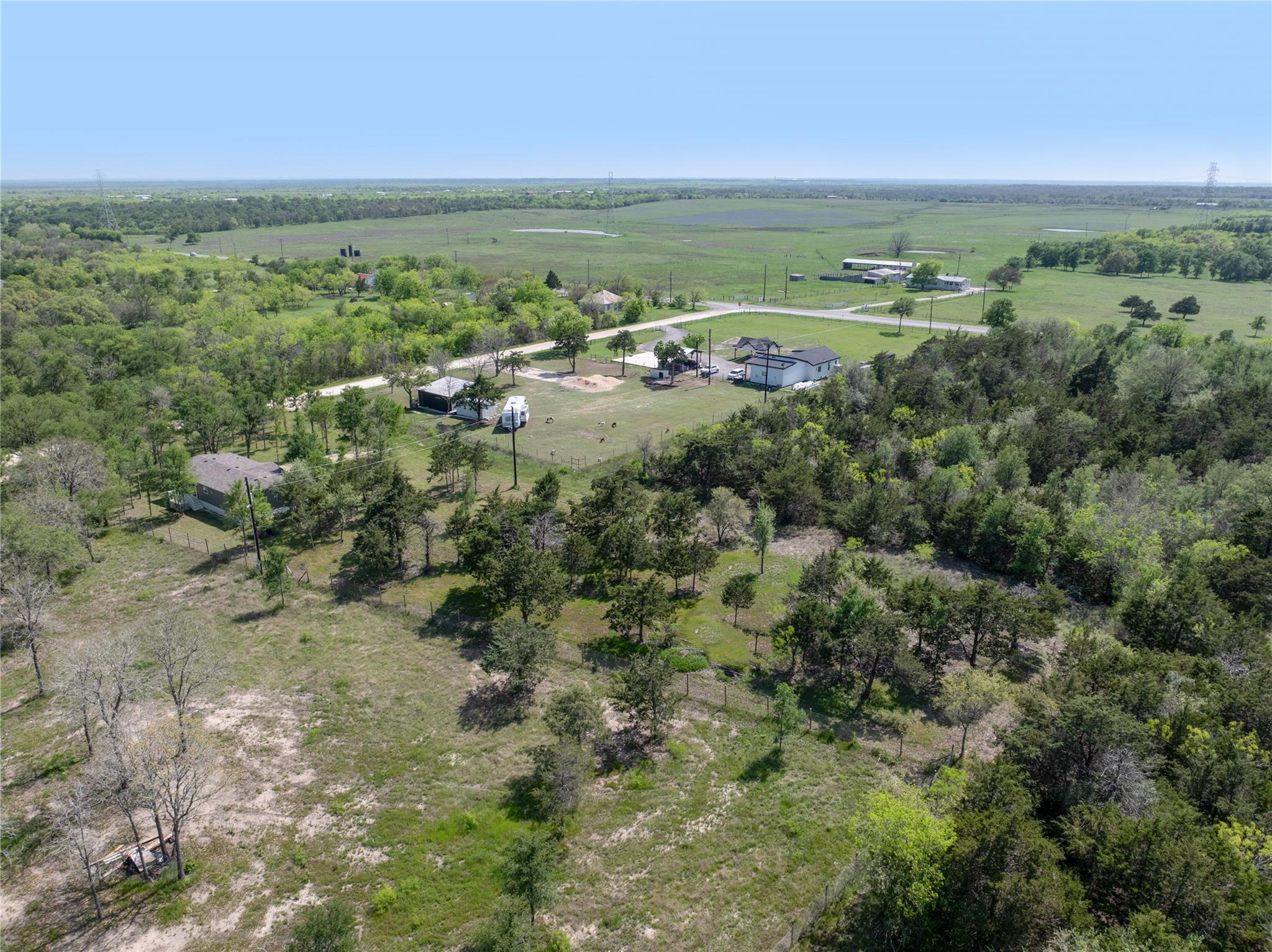 145 Crooked Rd, Dale, TX 78616