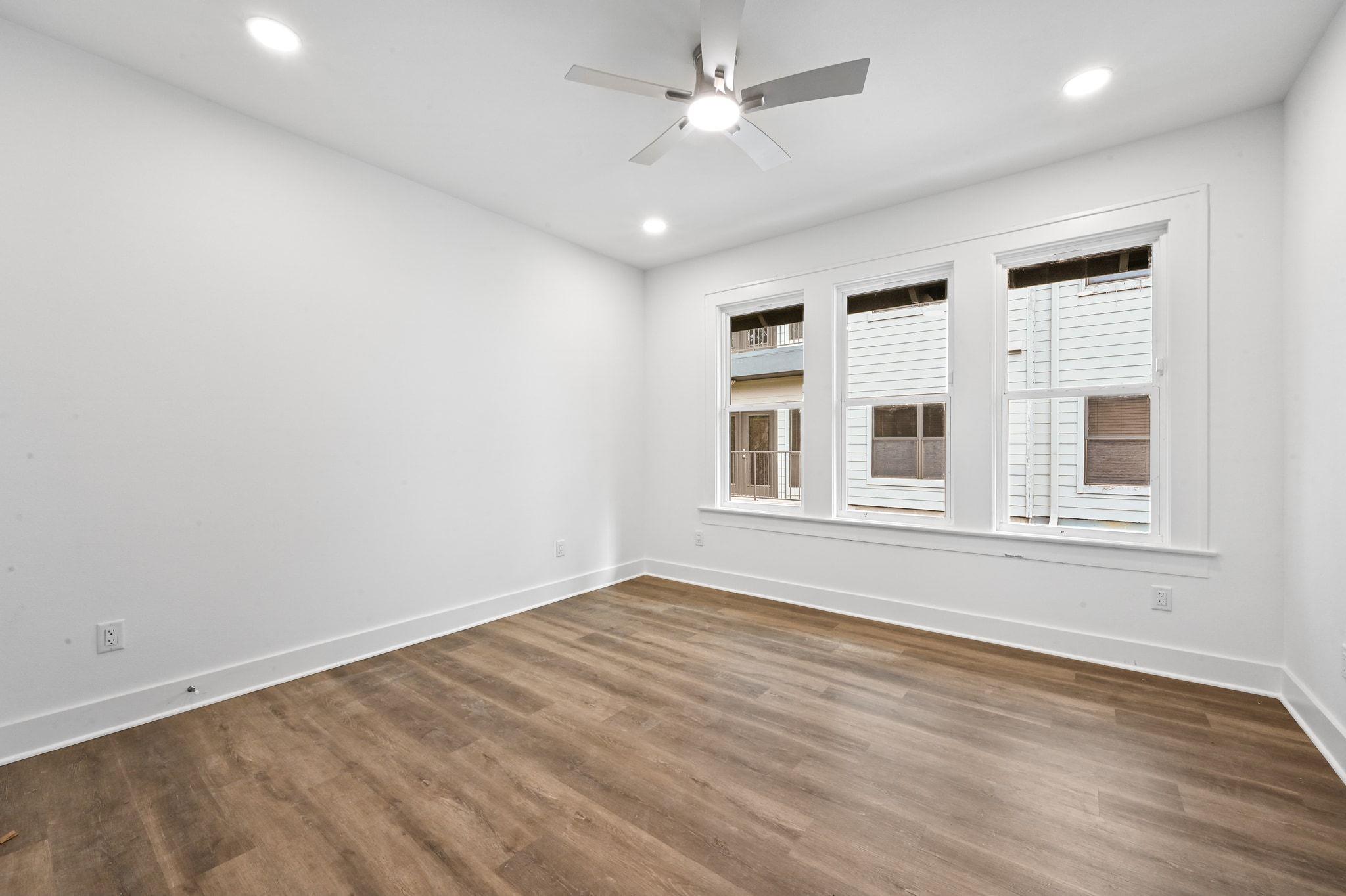 910 W 22nd 1/2 St, Austin, TX 78705