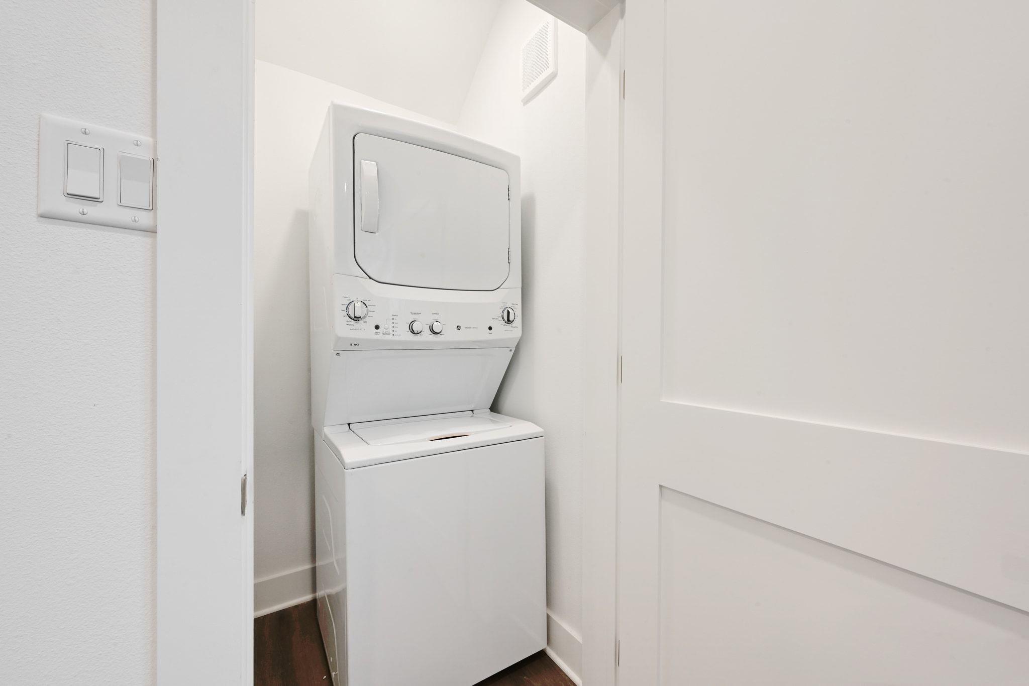 910 W 22nd 1/2 St, Austin, TX 78705